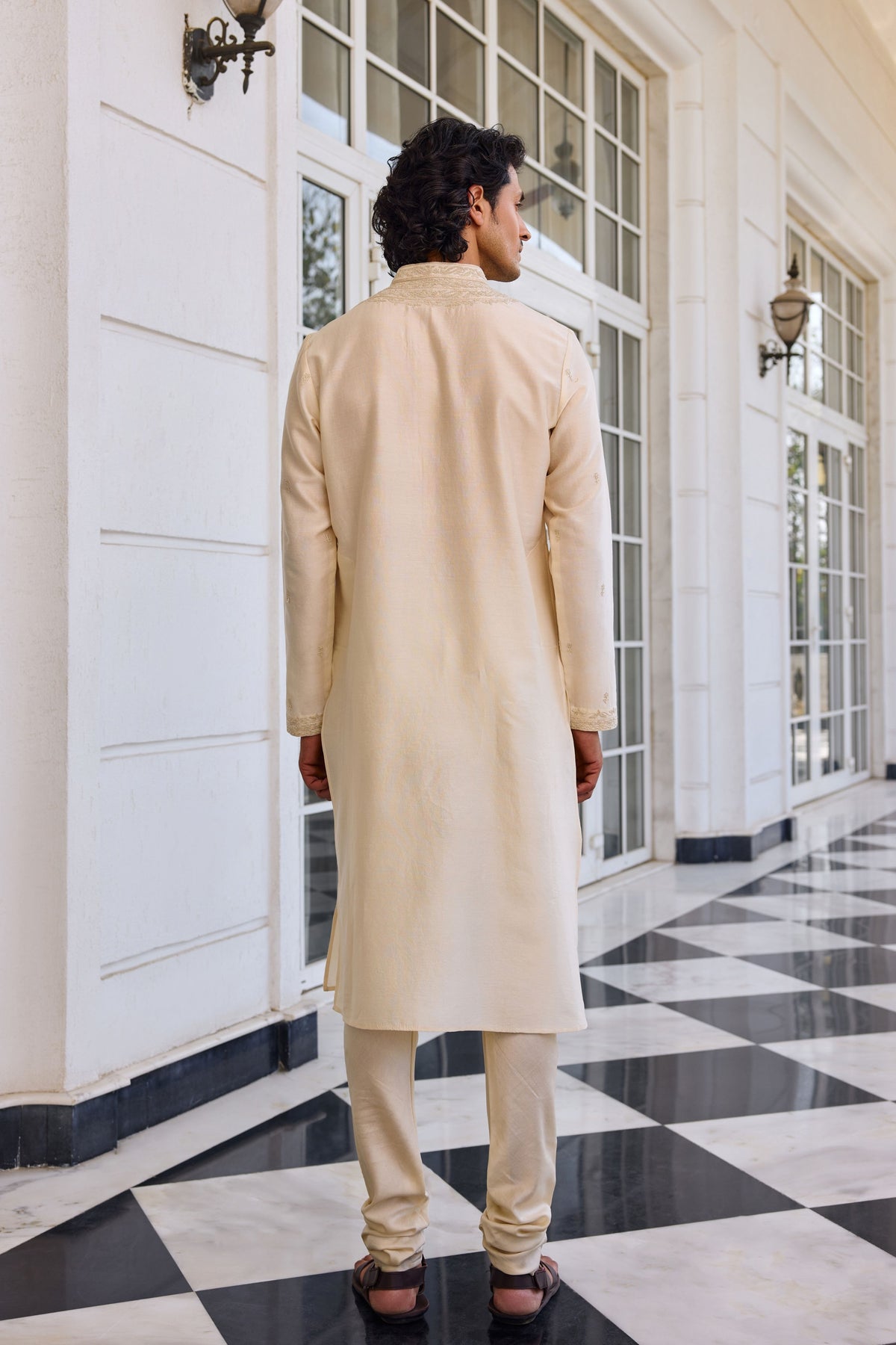 Ayaaz Embroidered Kurta Set