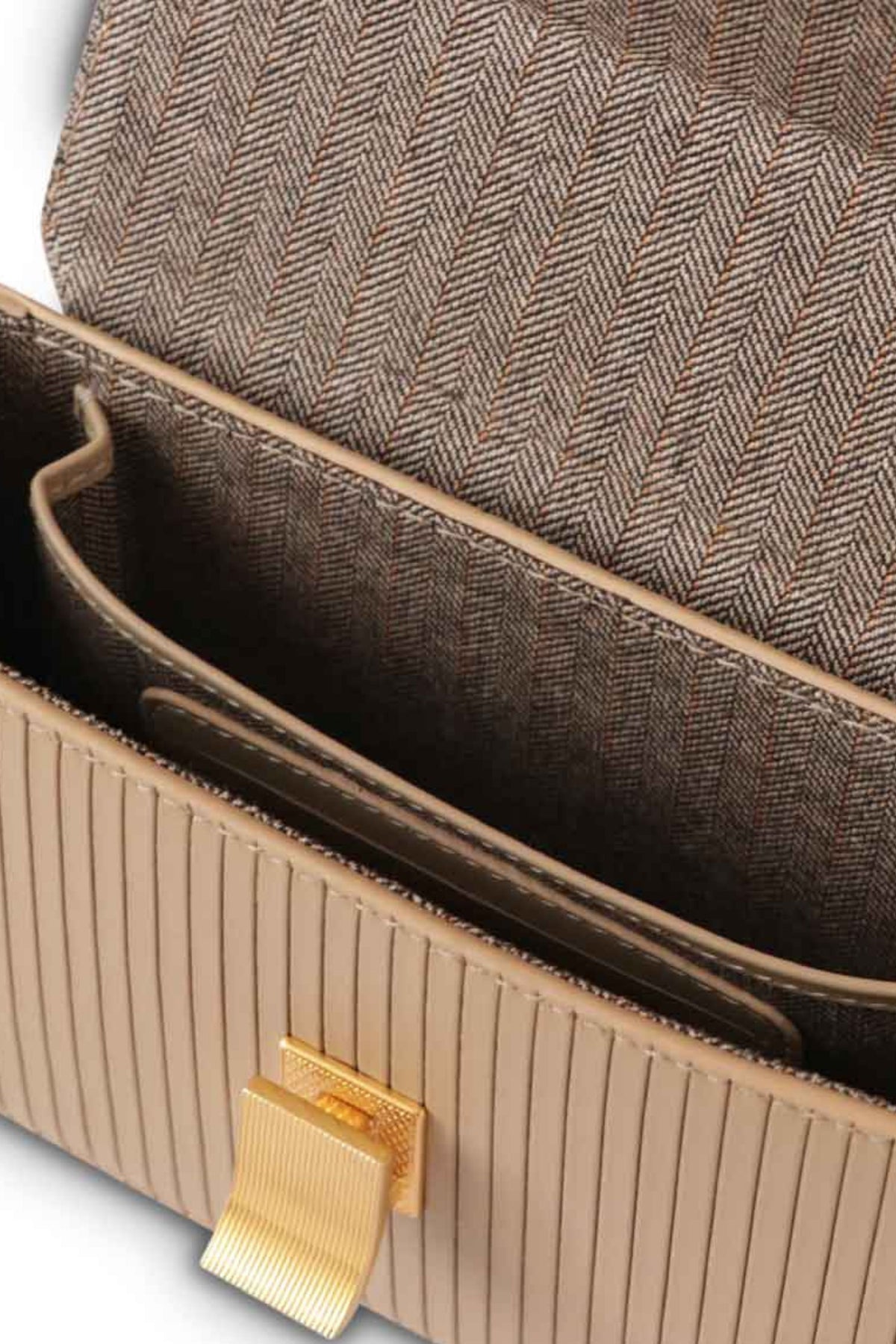 Clay Harlow Shoulder Bag