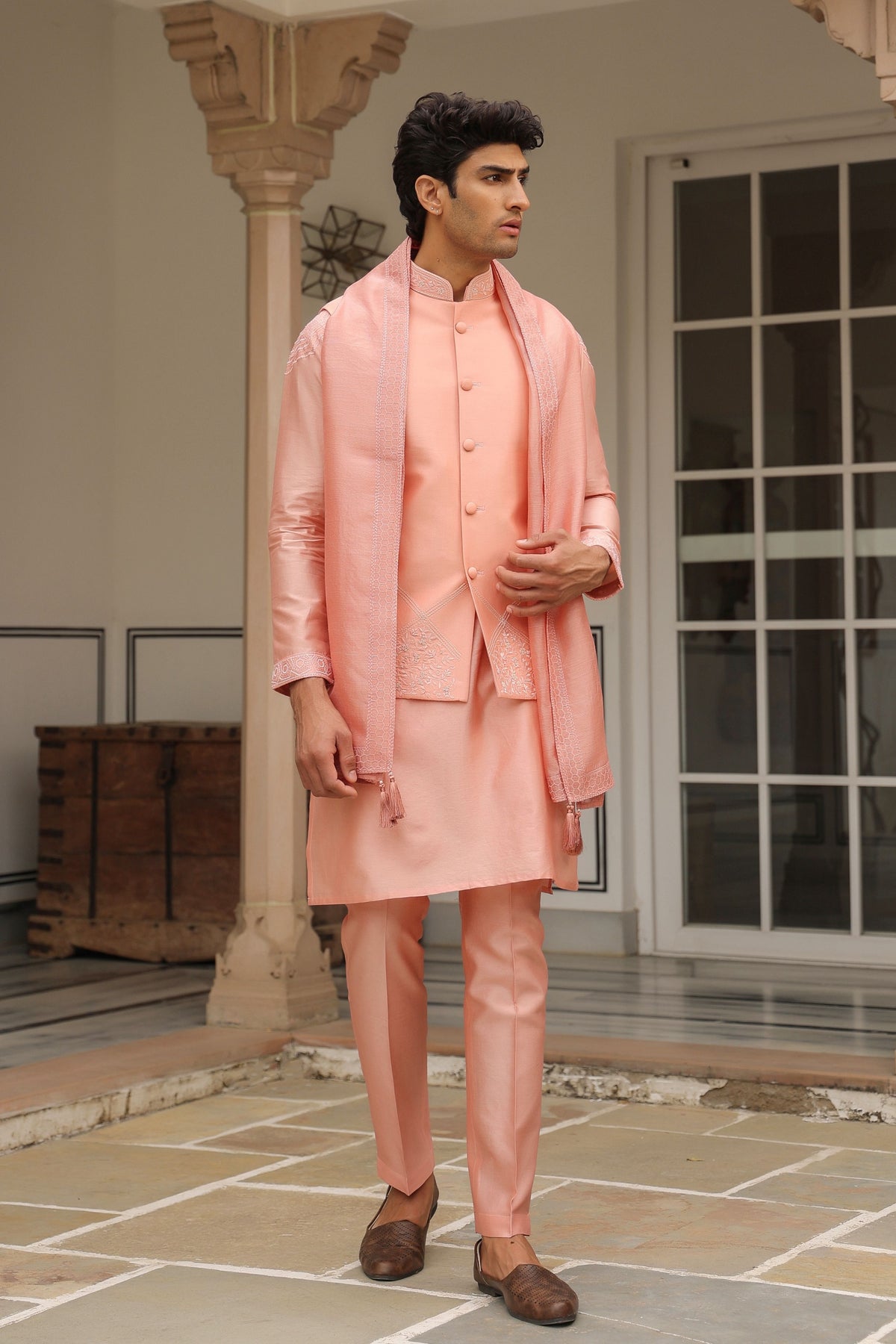 Gulzar Peach Floral Threadwork Bandi Set