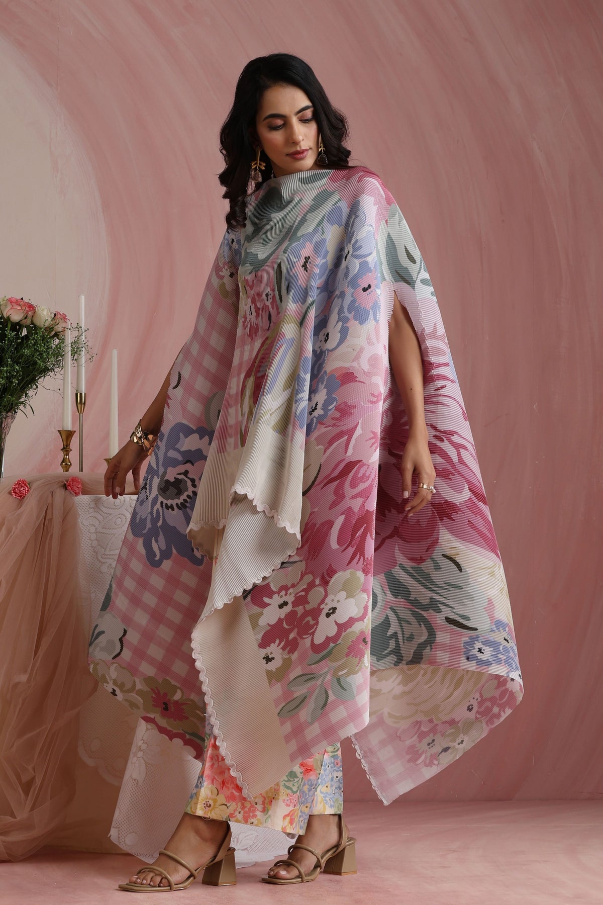 Raj Bagh Cape Set