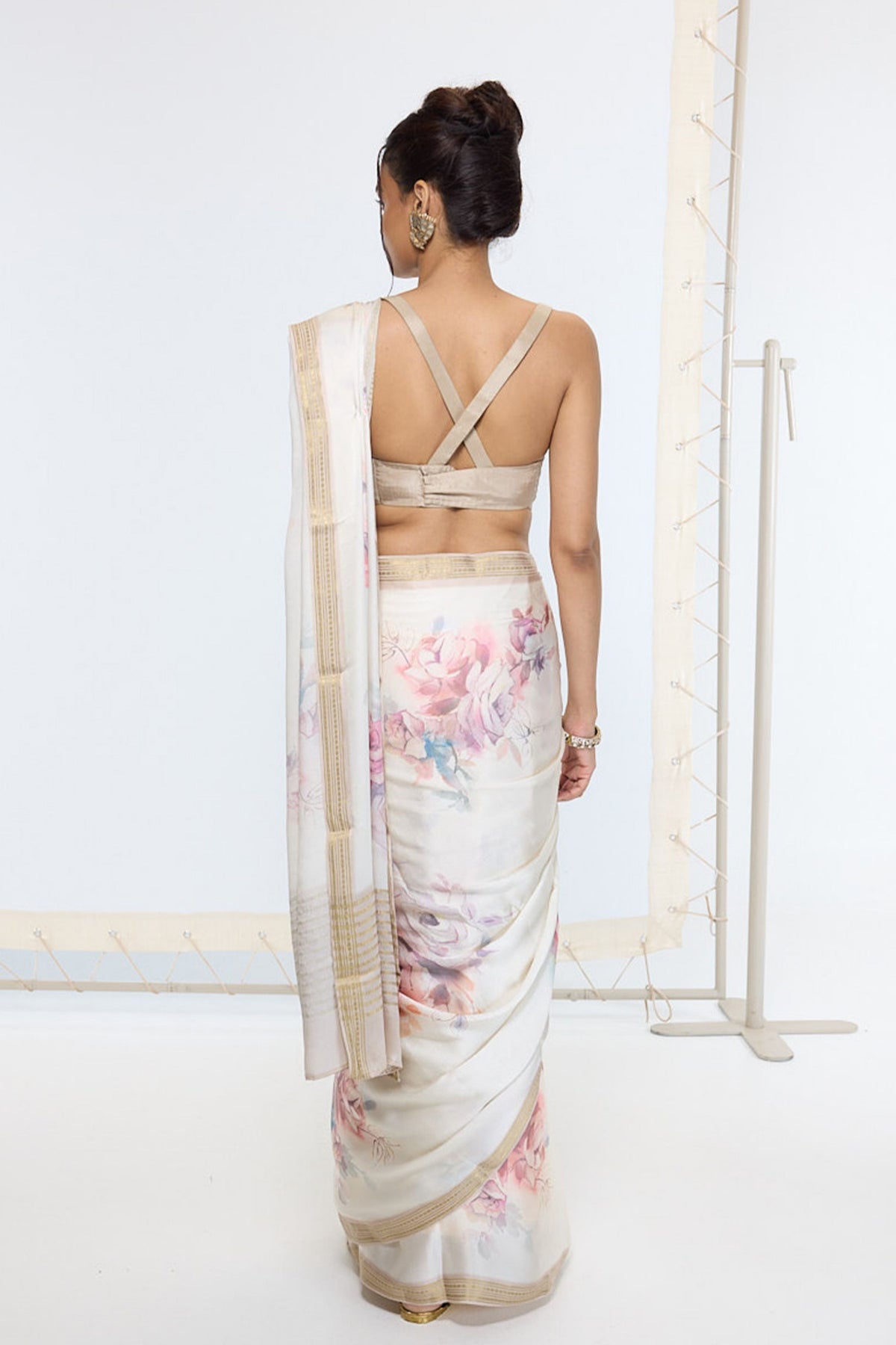 Handwoven Powder White Printed Saree