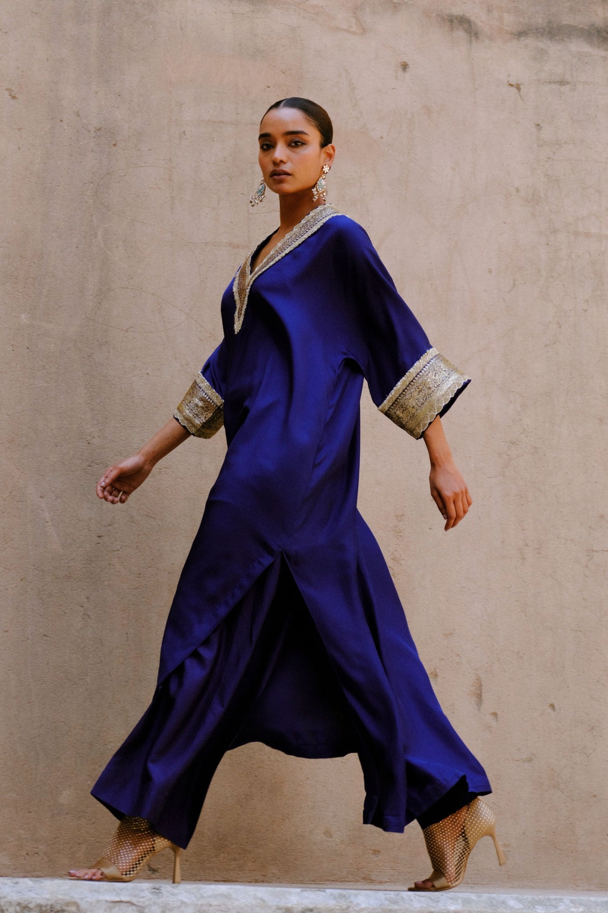 Purple Embroidery V Neck Kaftan with Pants