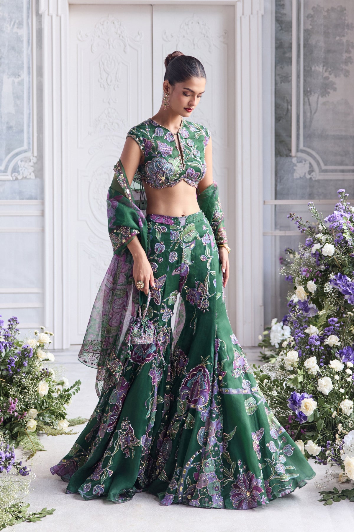 Nora Sharara Set