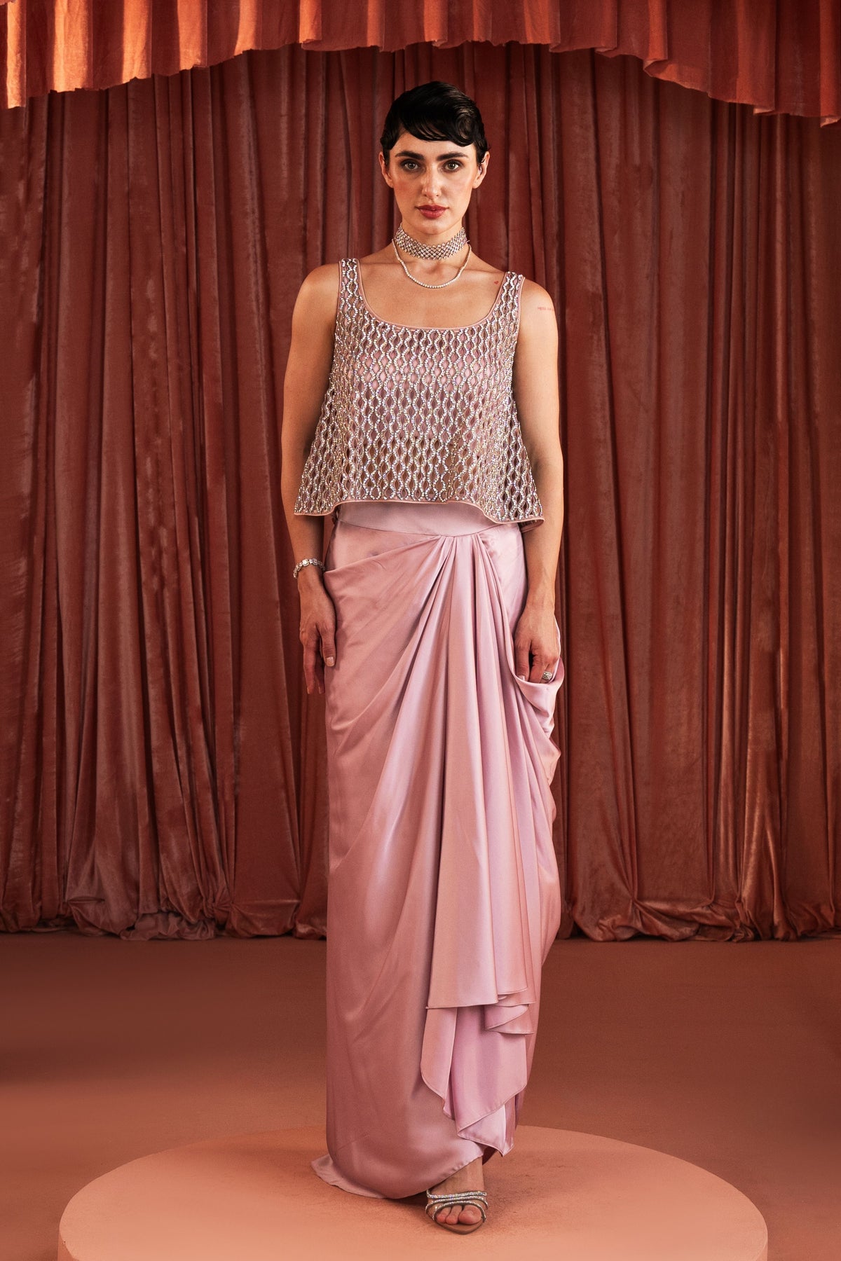Bluse Rose Draped Skirt Set
