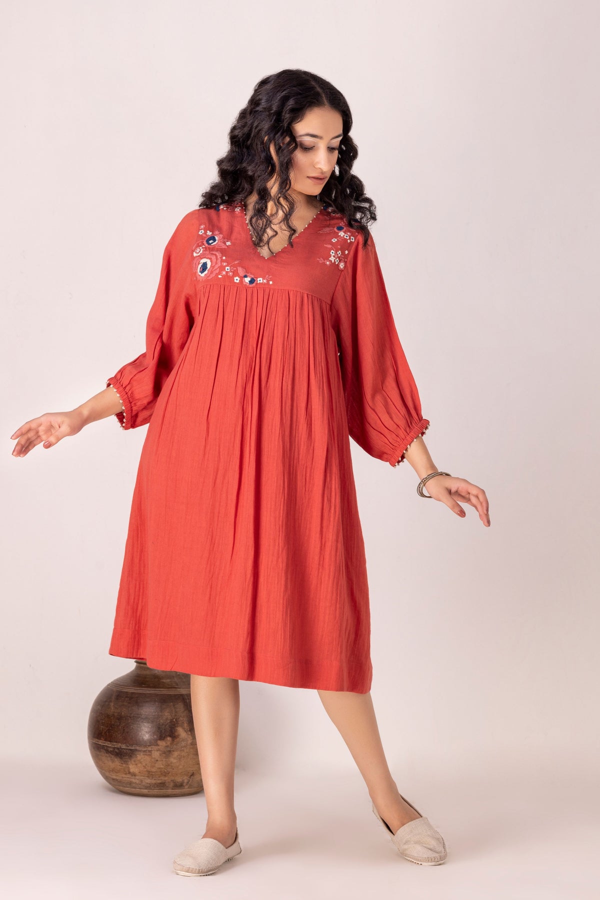 Mritsna Red Dress