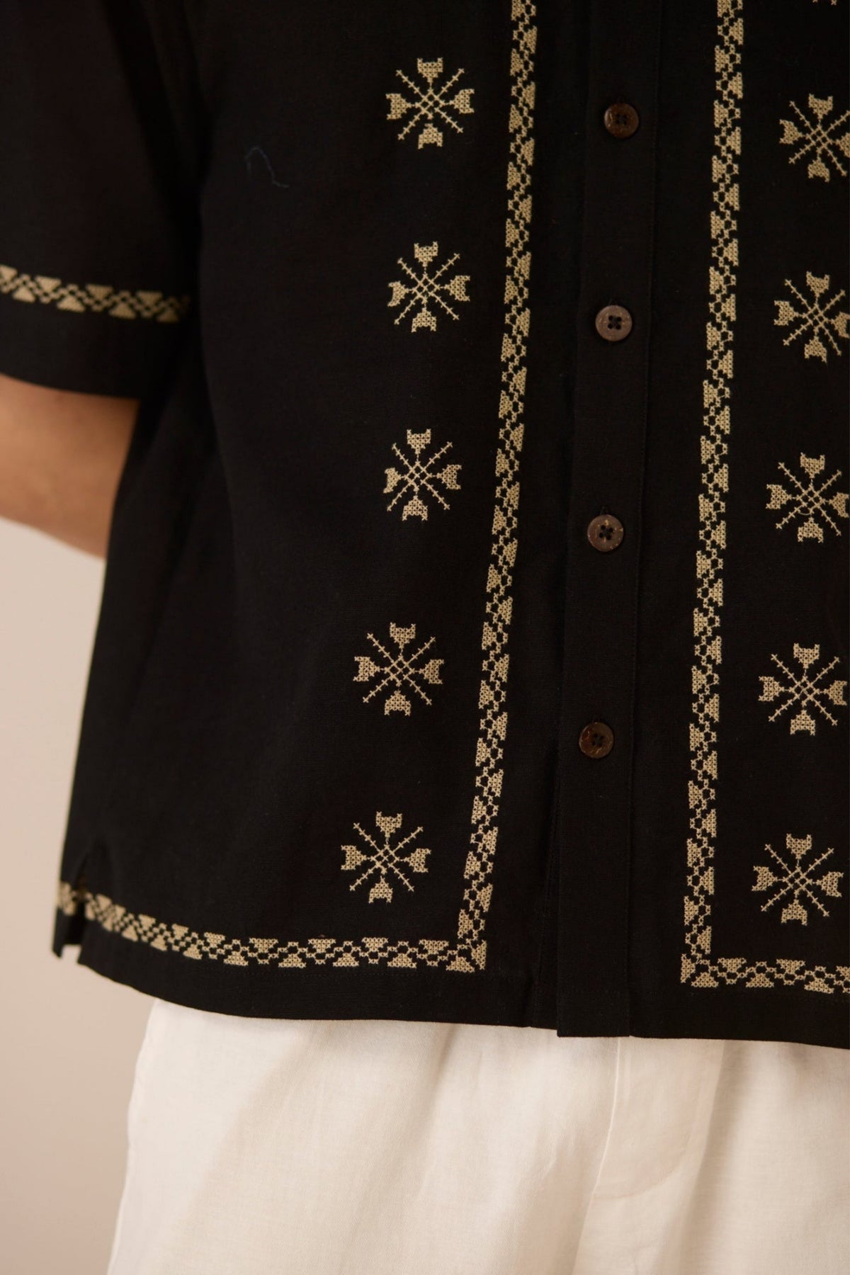 Arlo Black Shirt