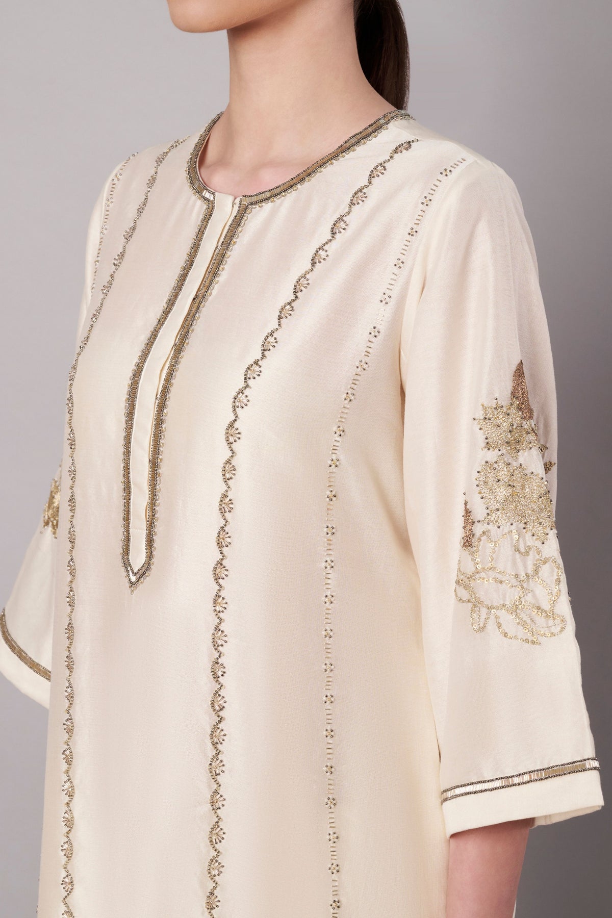 Breeze Trail Ivory A Line Set