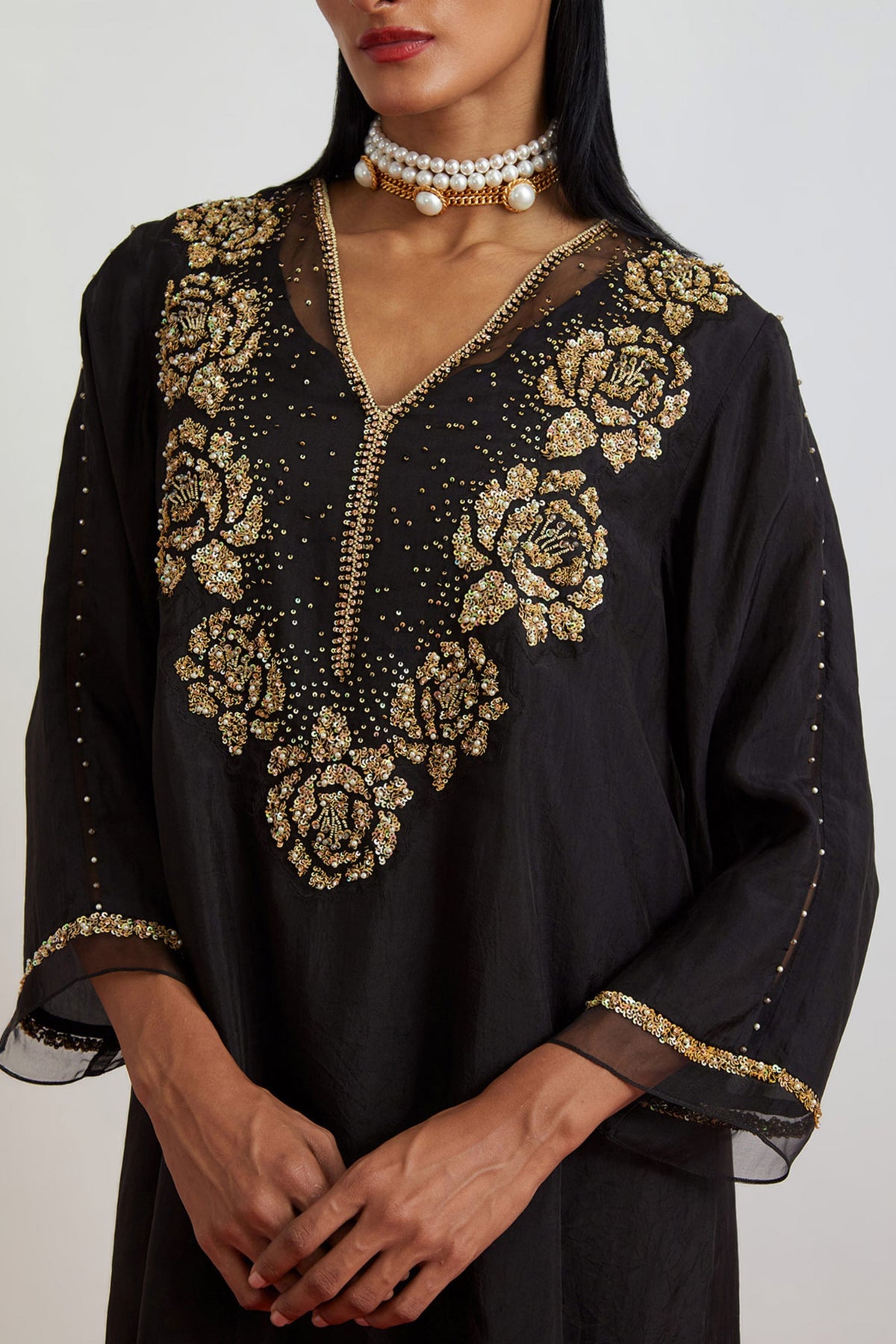 Black Rose Garland Tunic Set