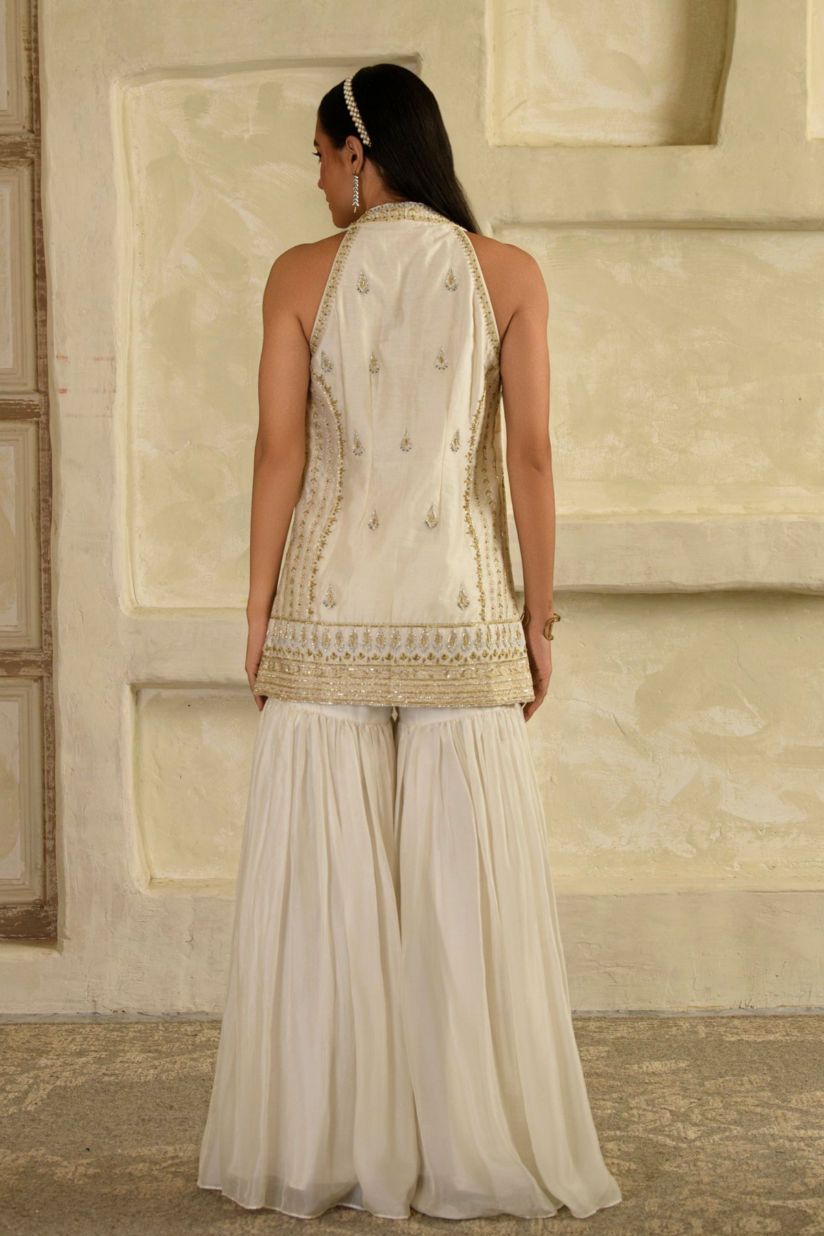Zeba Halter Kurta Set in Chandrika Ivory