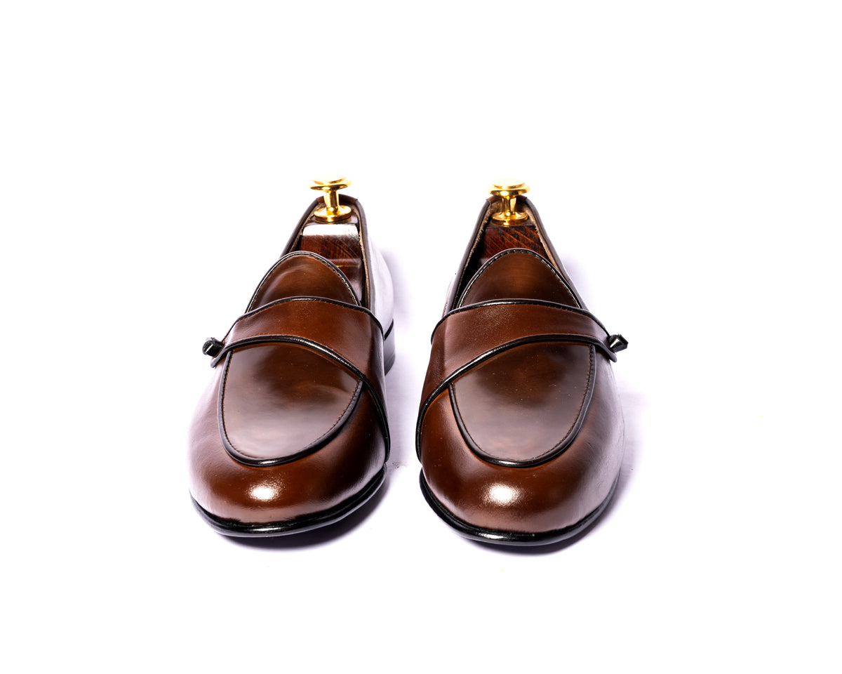 Single Knot Monk