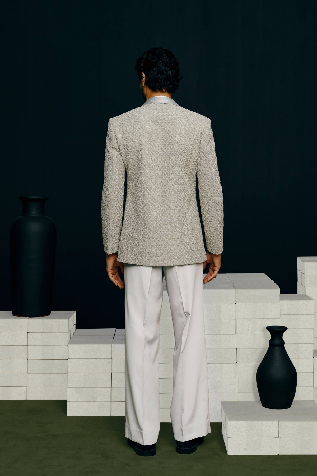 Nivaan Tuxedo Set