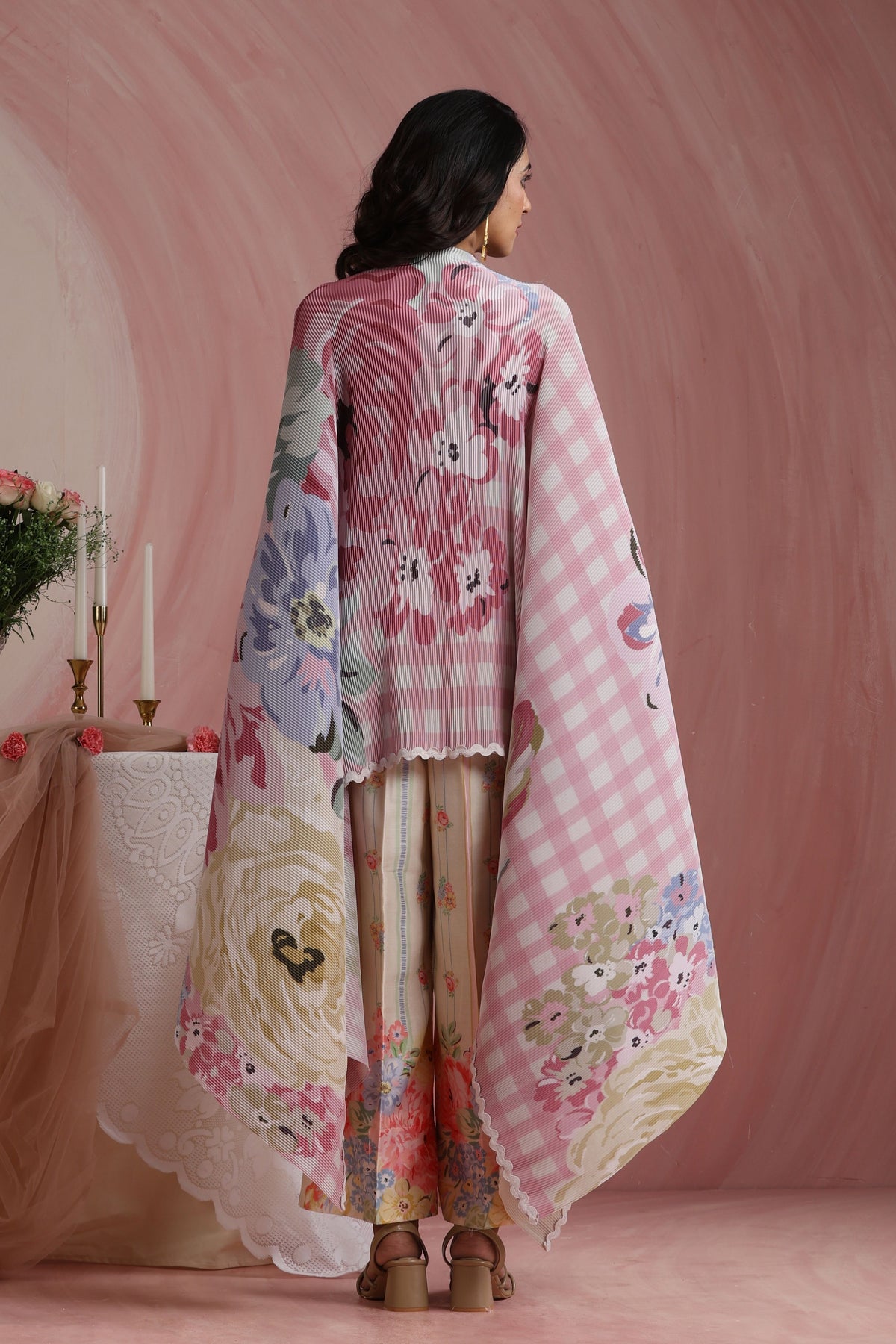 Raj Bagh Cape Set