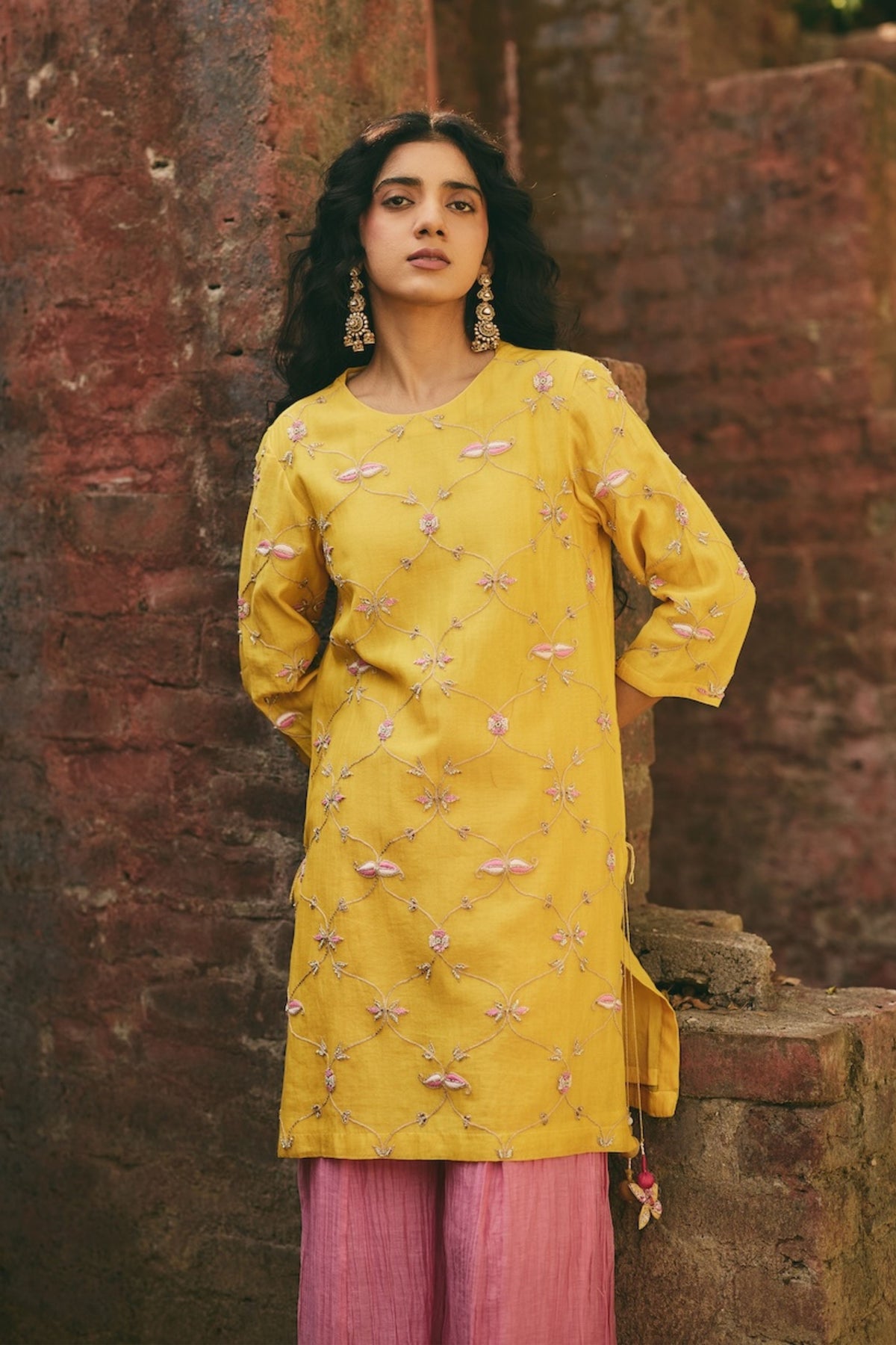 Roshni Nazreen Kurta and Sharara