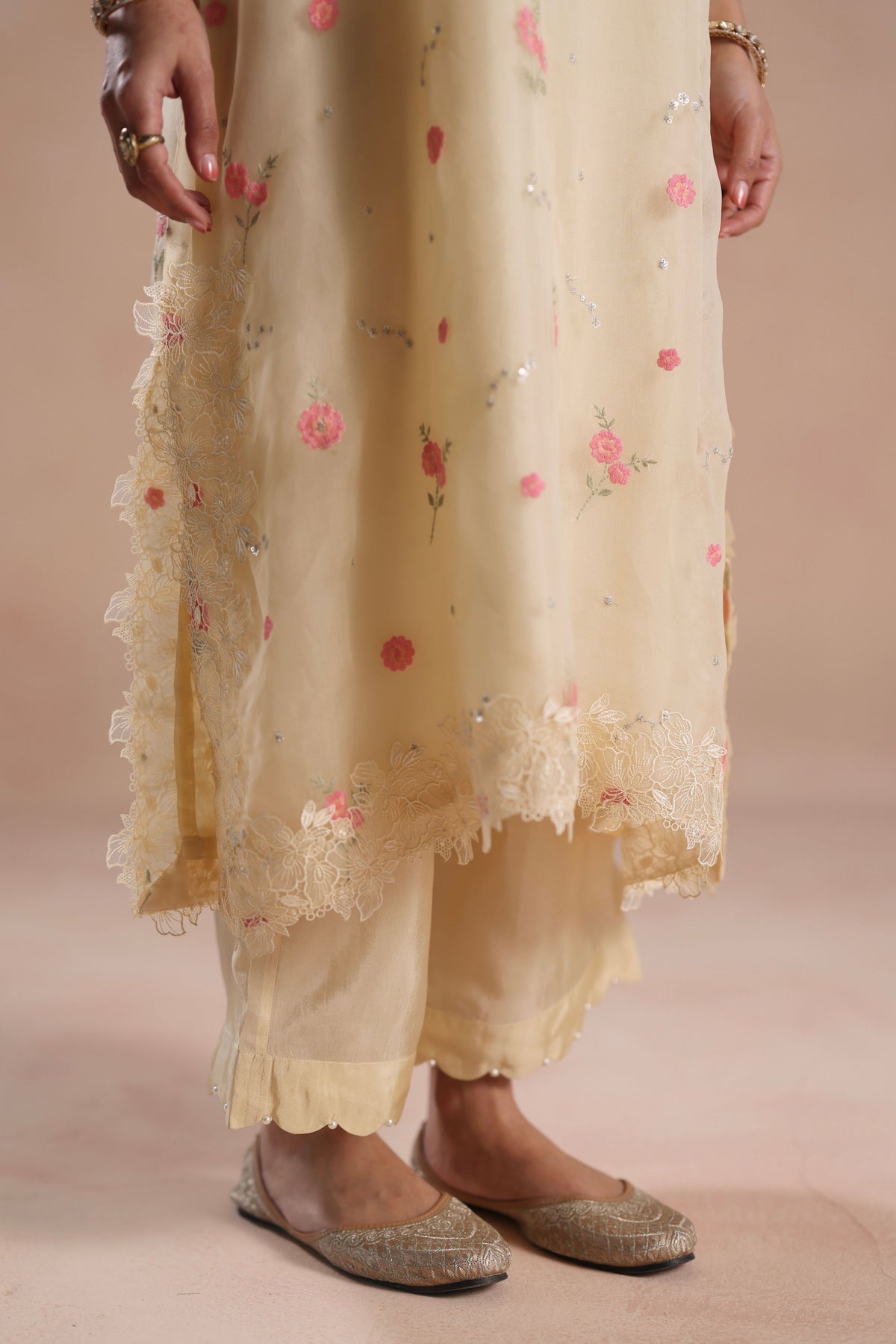 Sareena Ivory Kurta Set