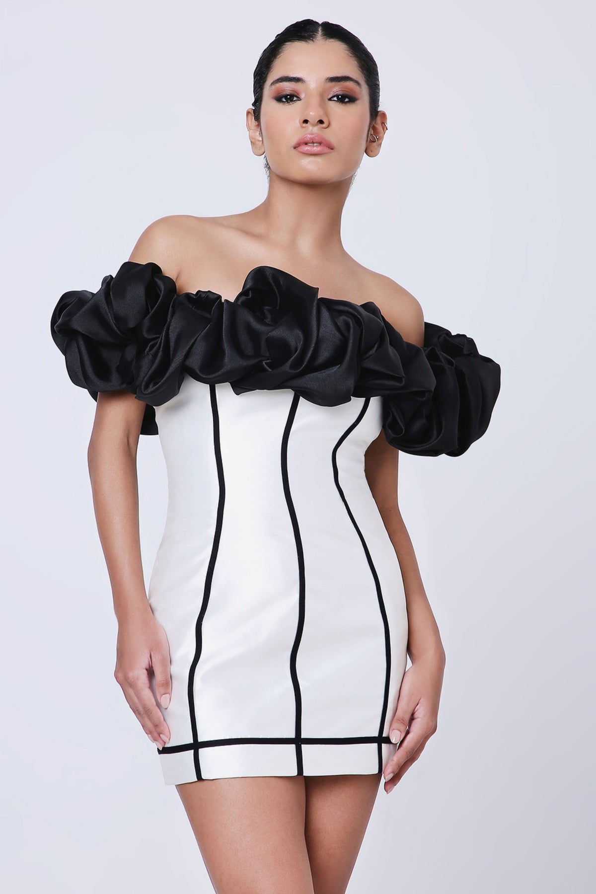 Liscia Dress