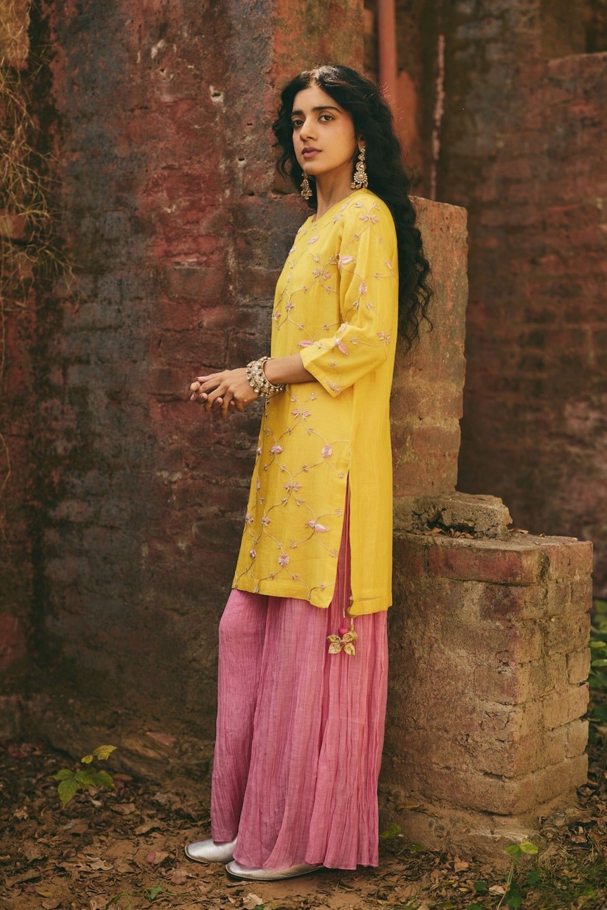Roshni Nazreen Kurta and Sharara