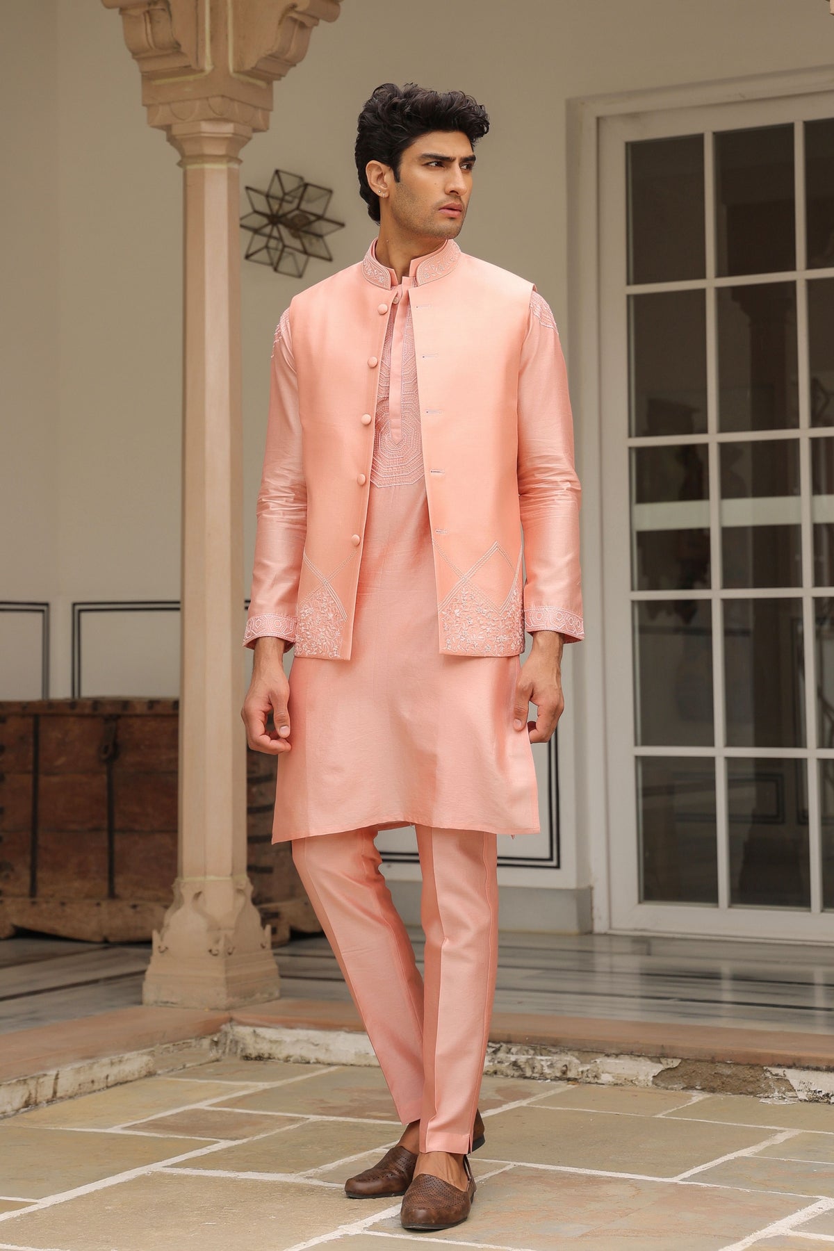Gulzar Peach Floral Threadwork Bandi