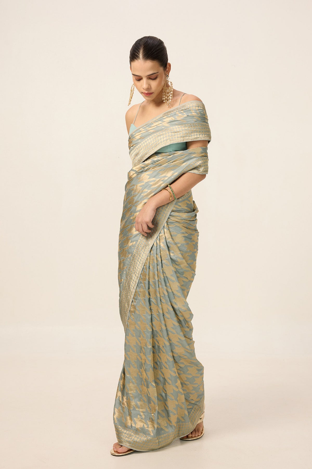 Ash Grey Gerum Saree