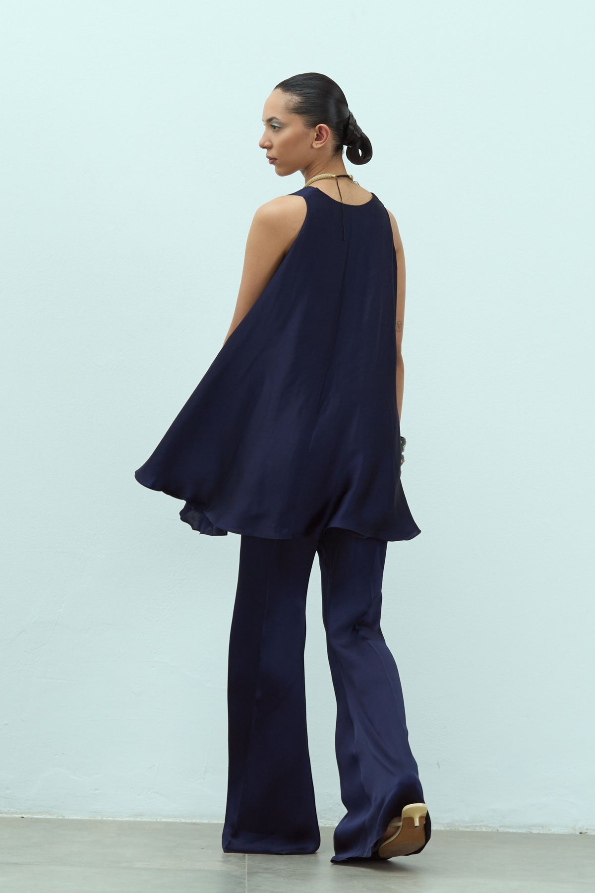 Navy Dahlia Set