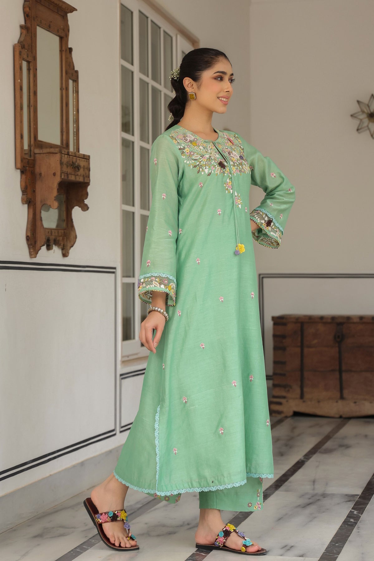 Gulzar Green Choker Neck Kurta Set