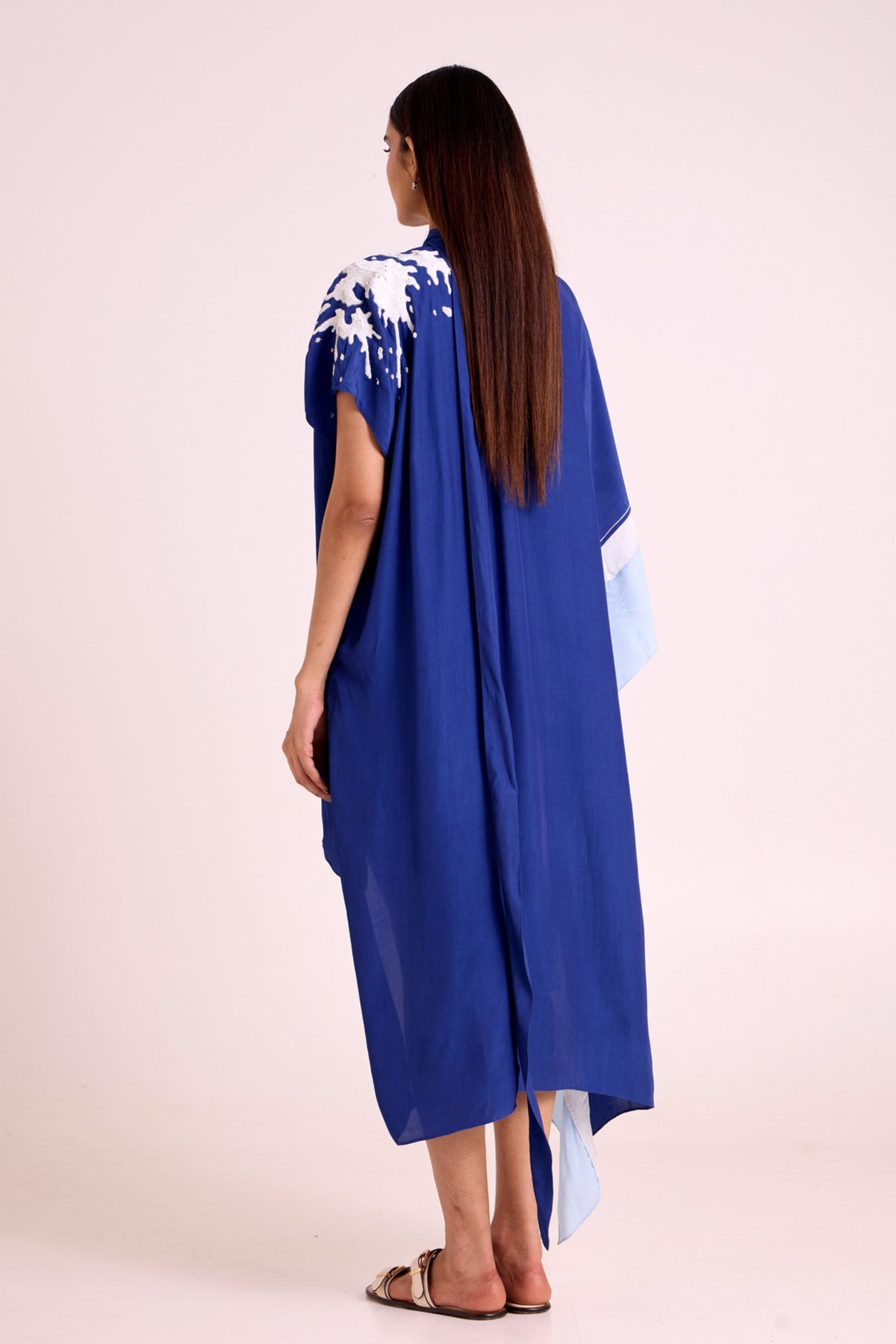 Ray Neck Scarf Kaftan