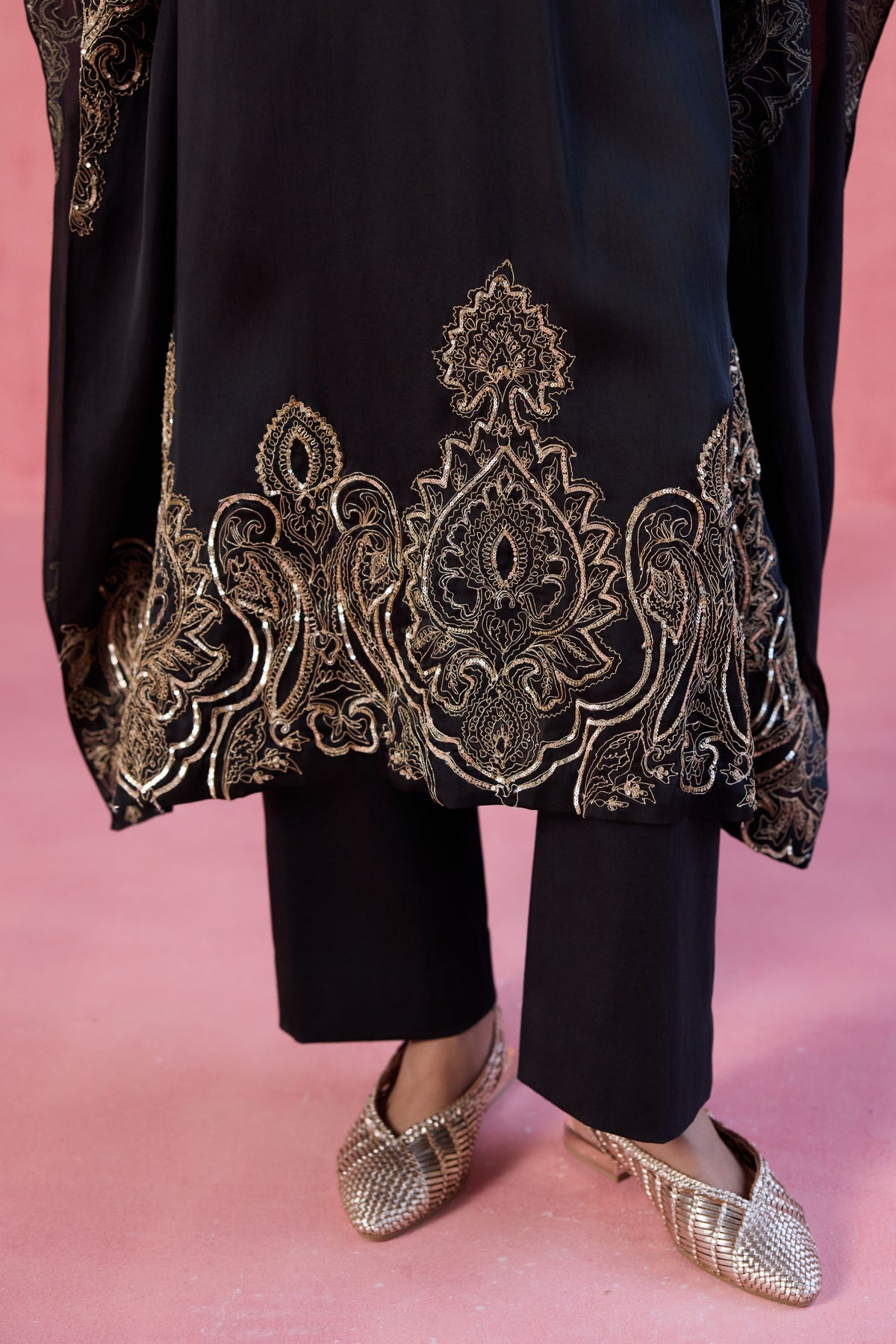 Zoya Black Kaftan Set