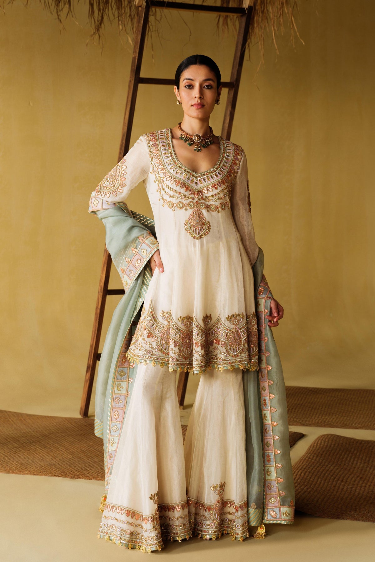 Hoor Kalidar Sharara Set