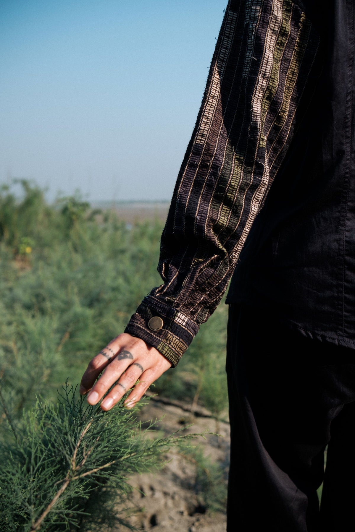 Arizona Black Green Shirt