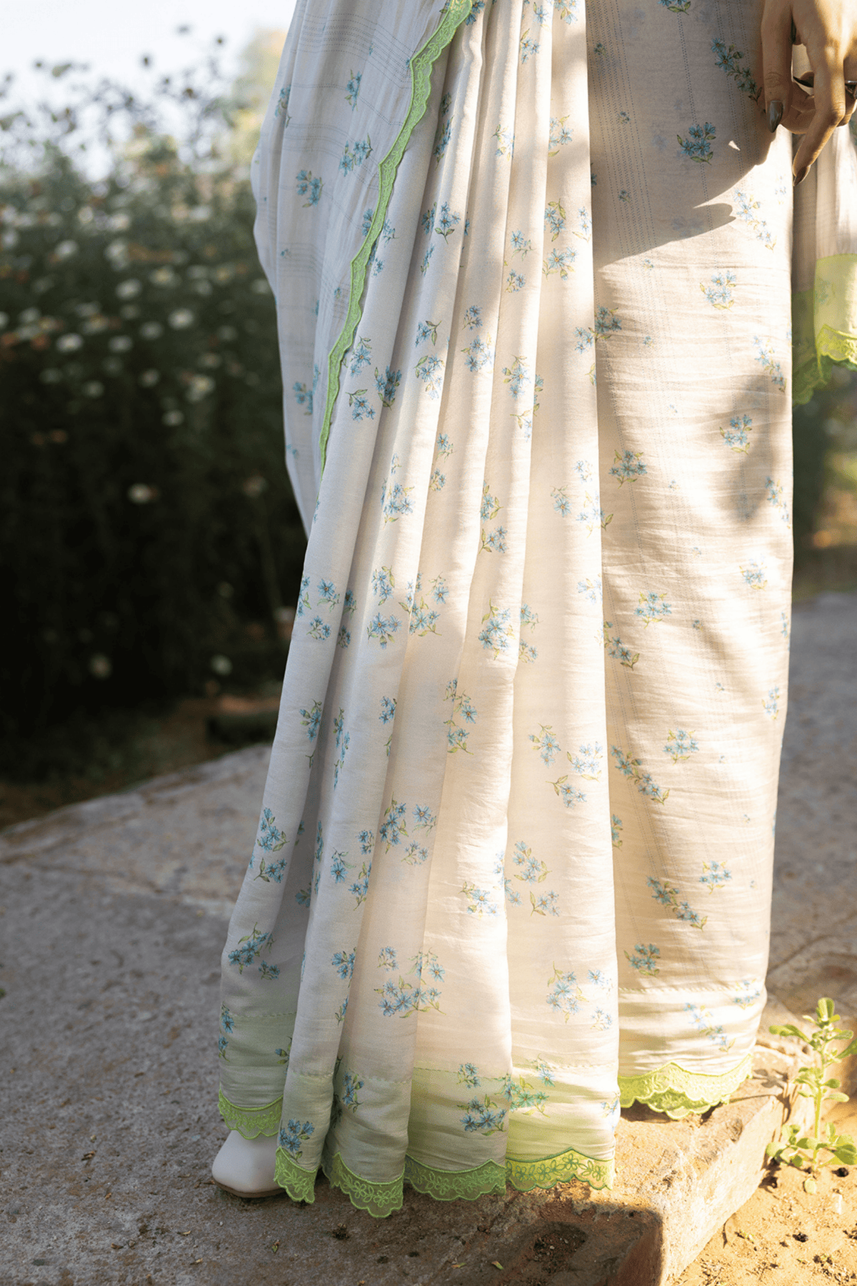 Wildflower Kiss Beige Saree