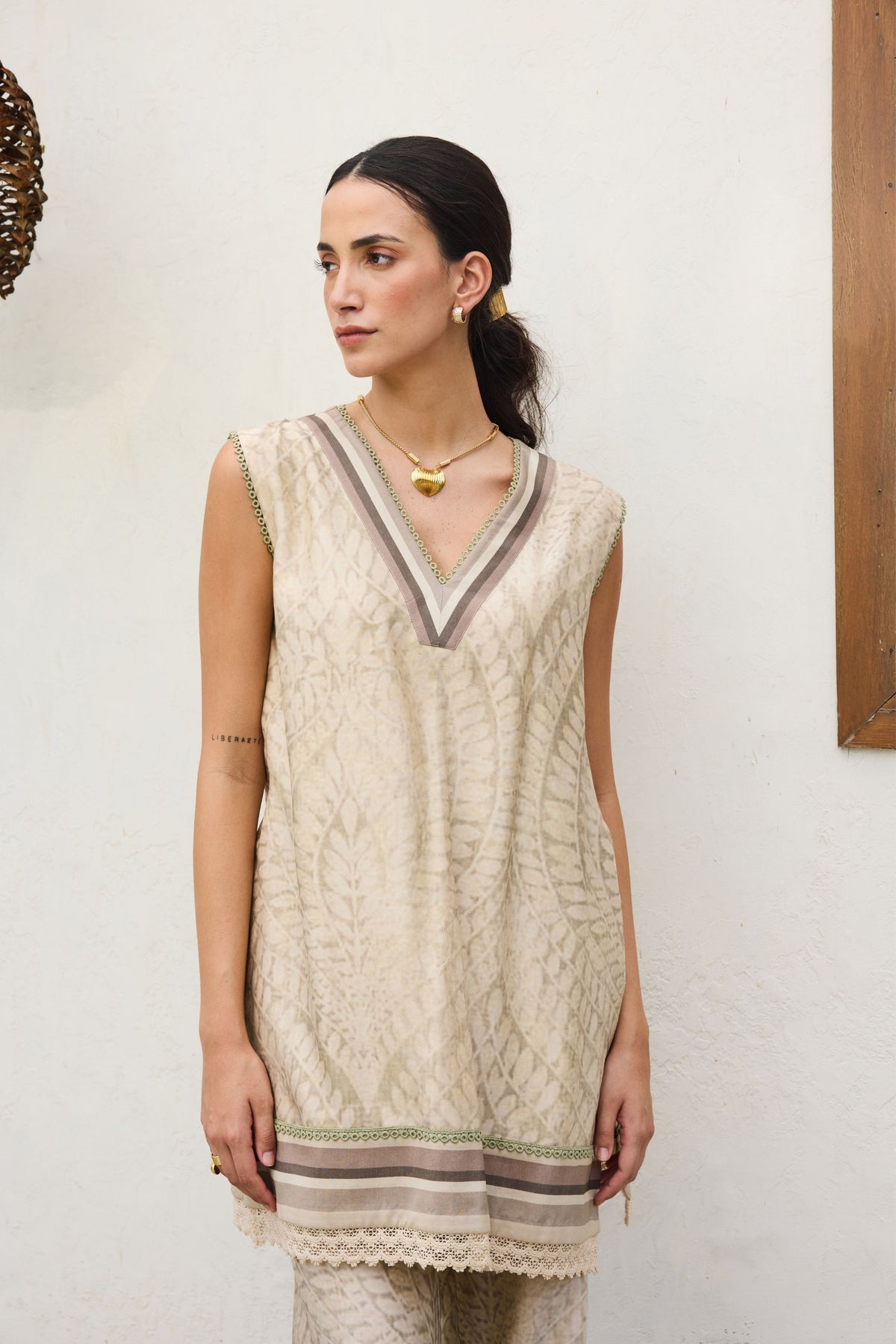 Ira Printed Embroidery Cape Set