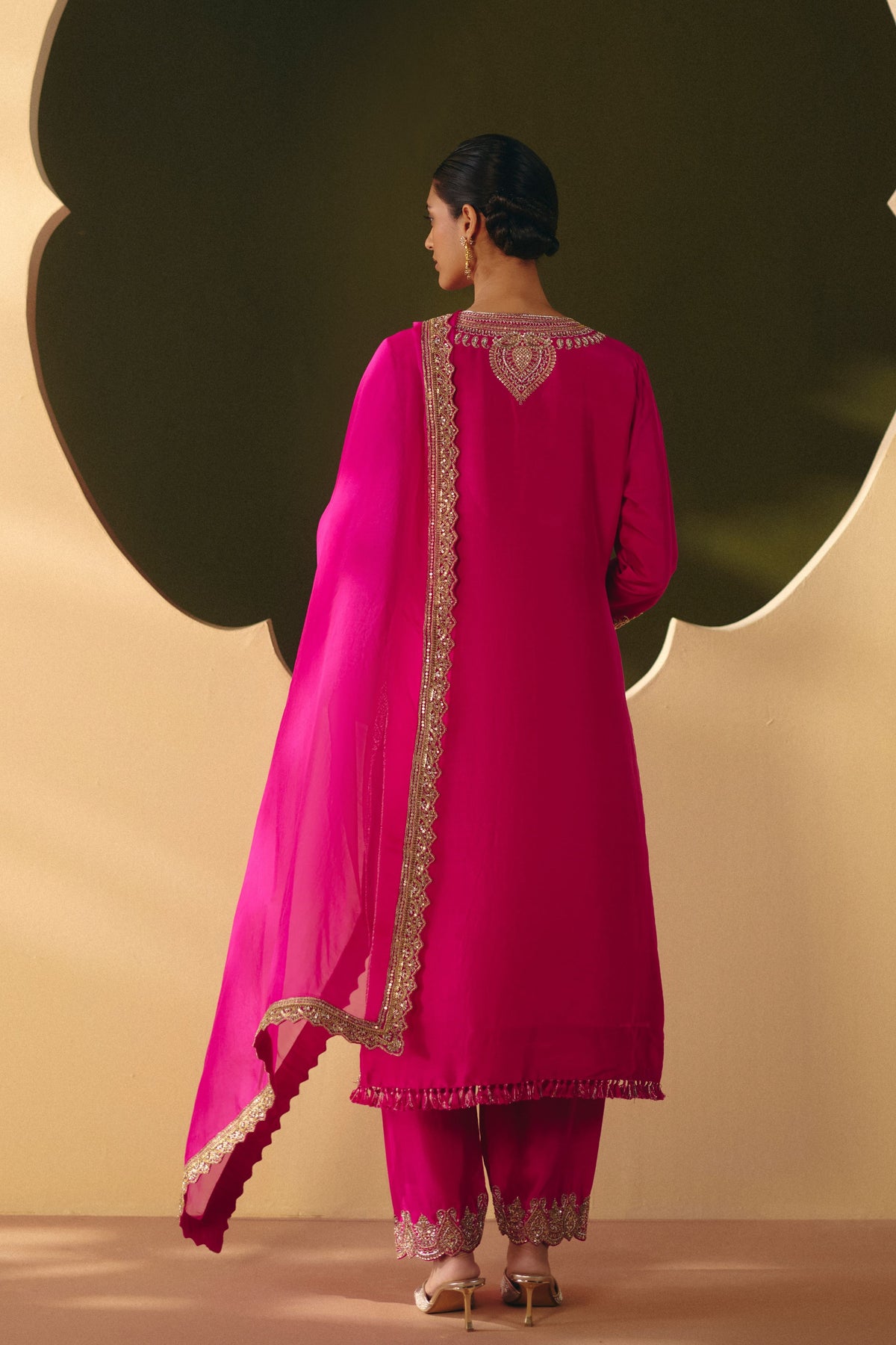 Pravya Kurta Set
