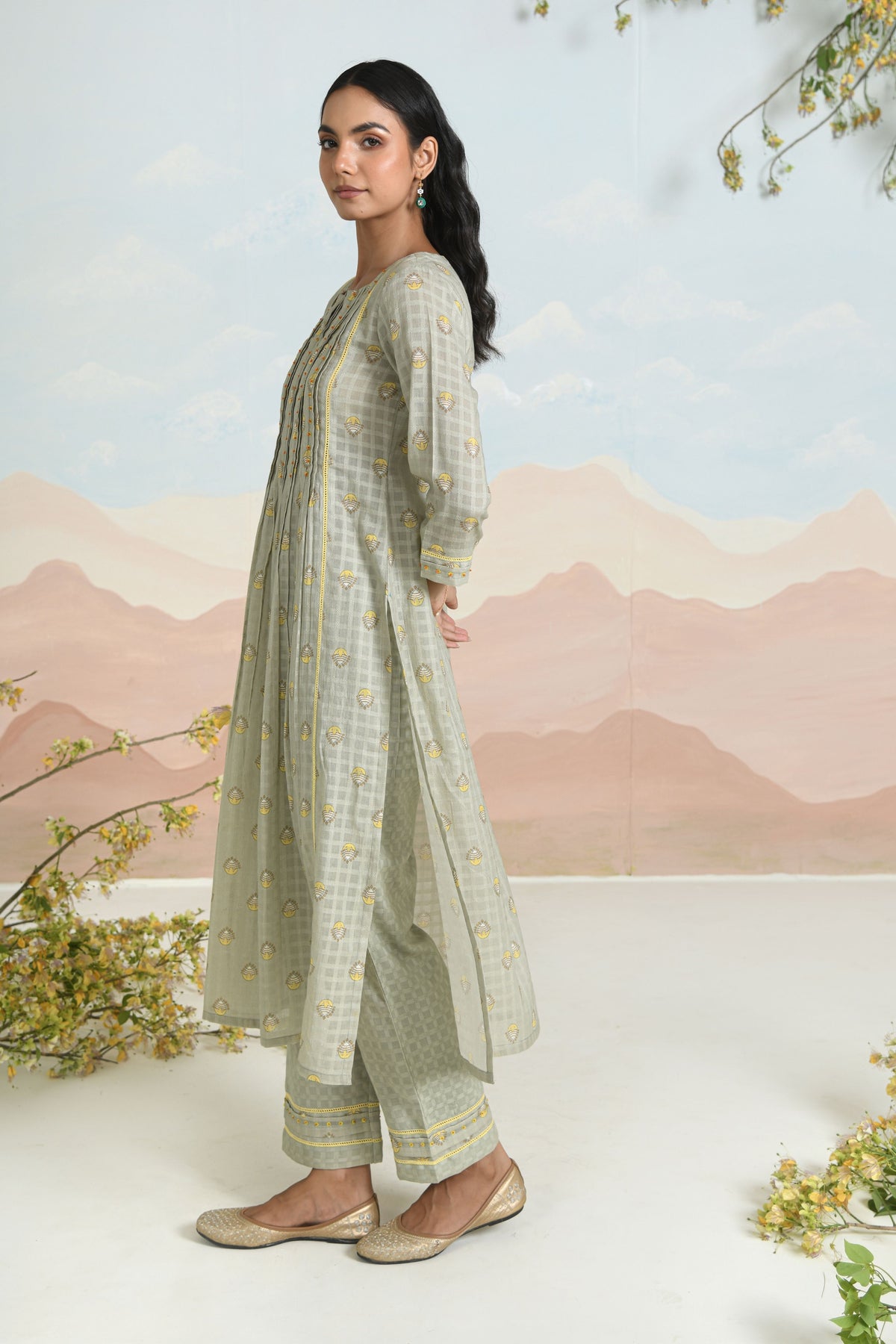 Solvia Kurta