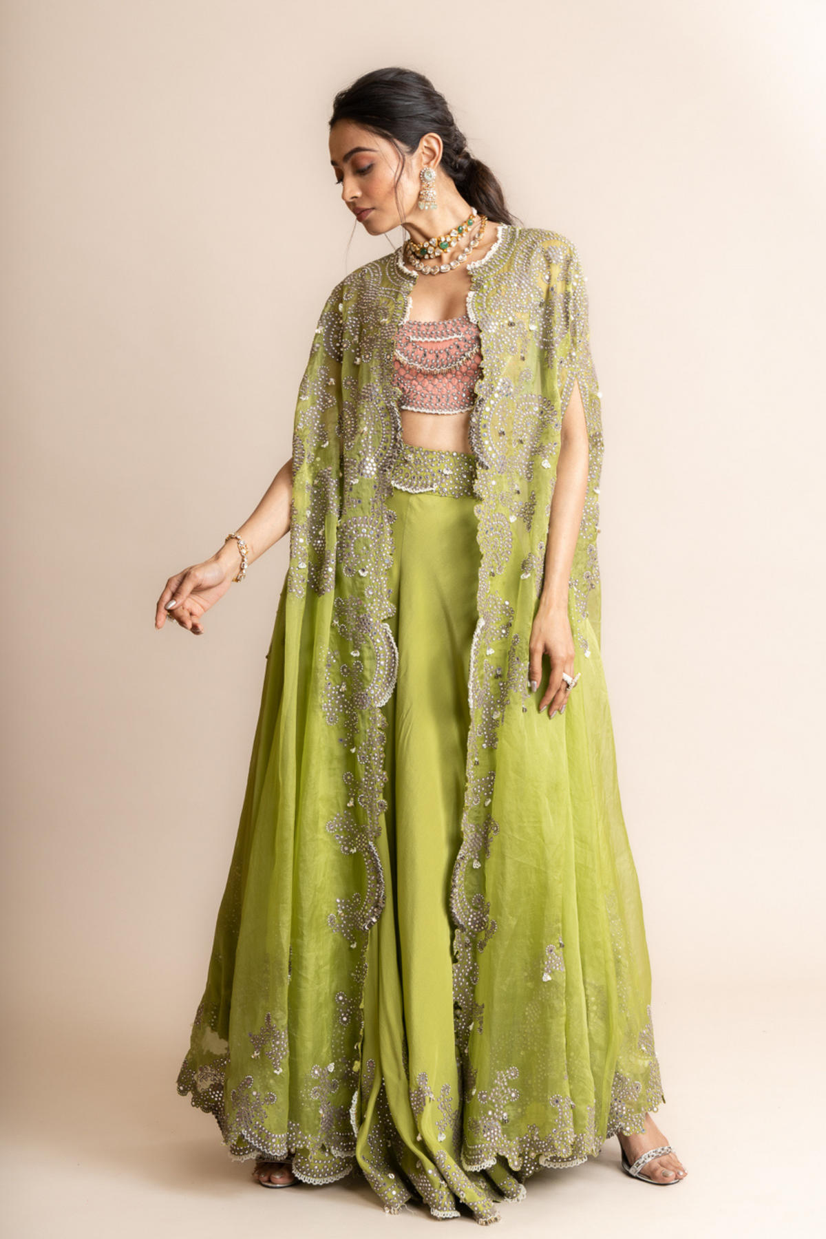 Pista Green Cape Set
