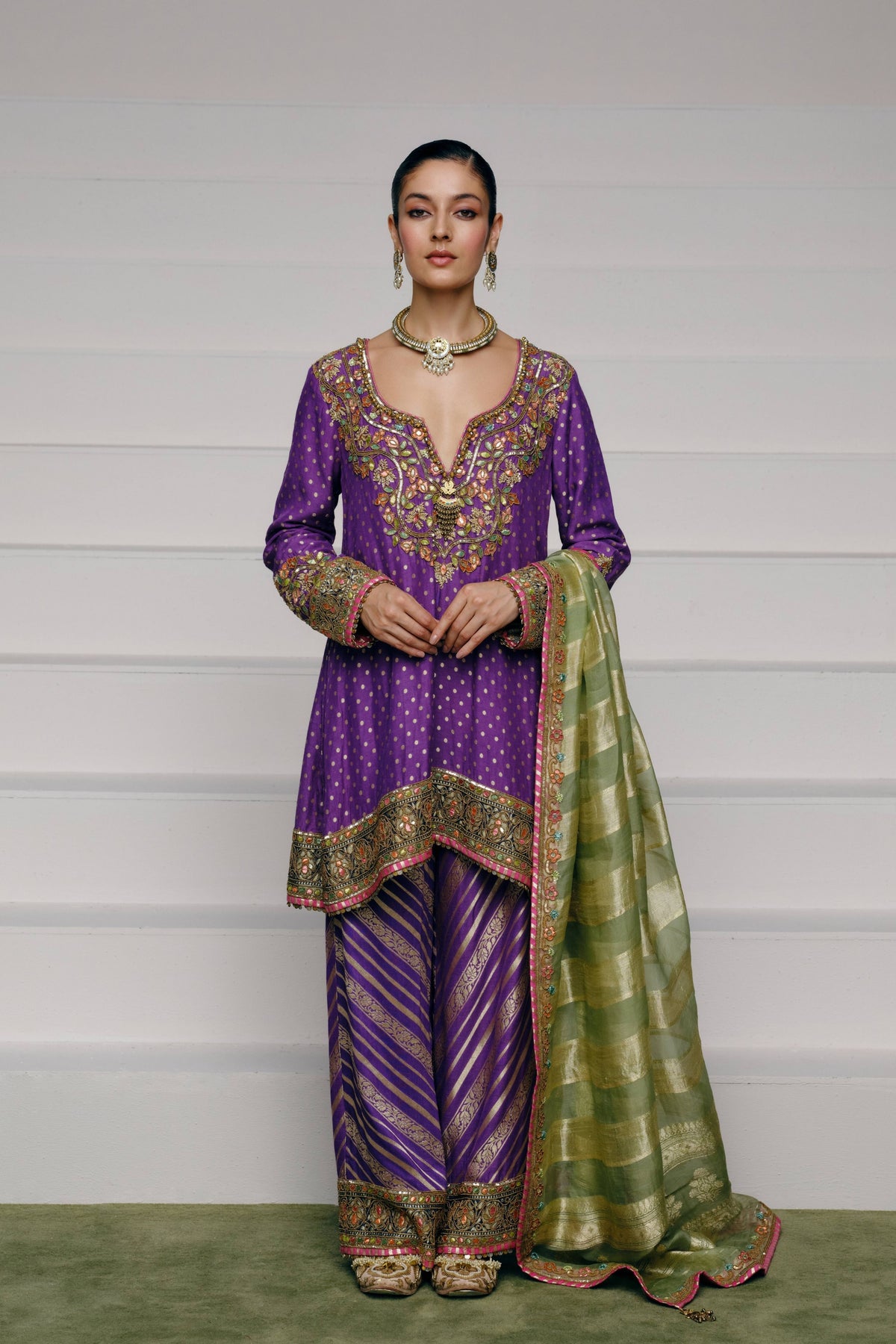Yamini Kurta Set