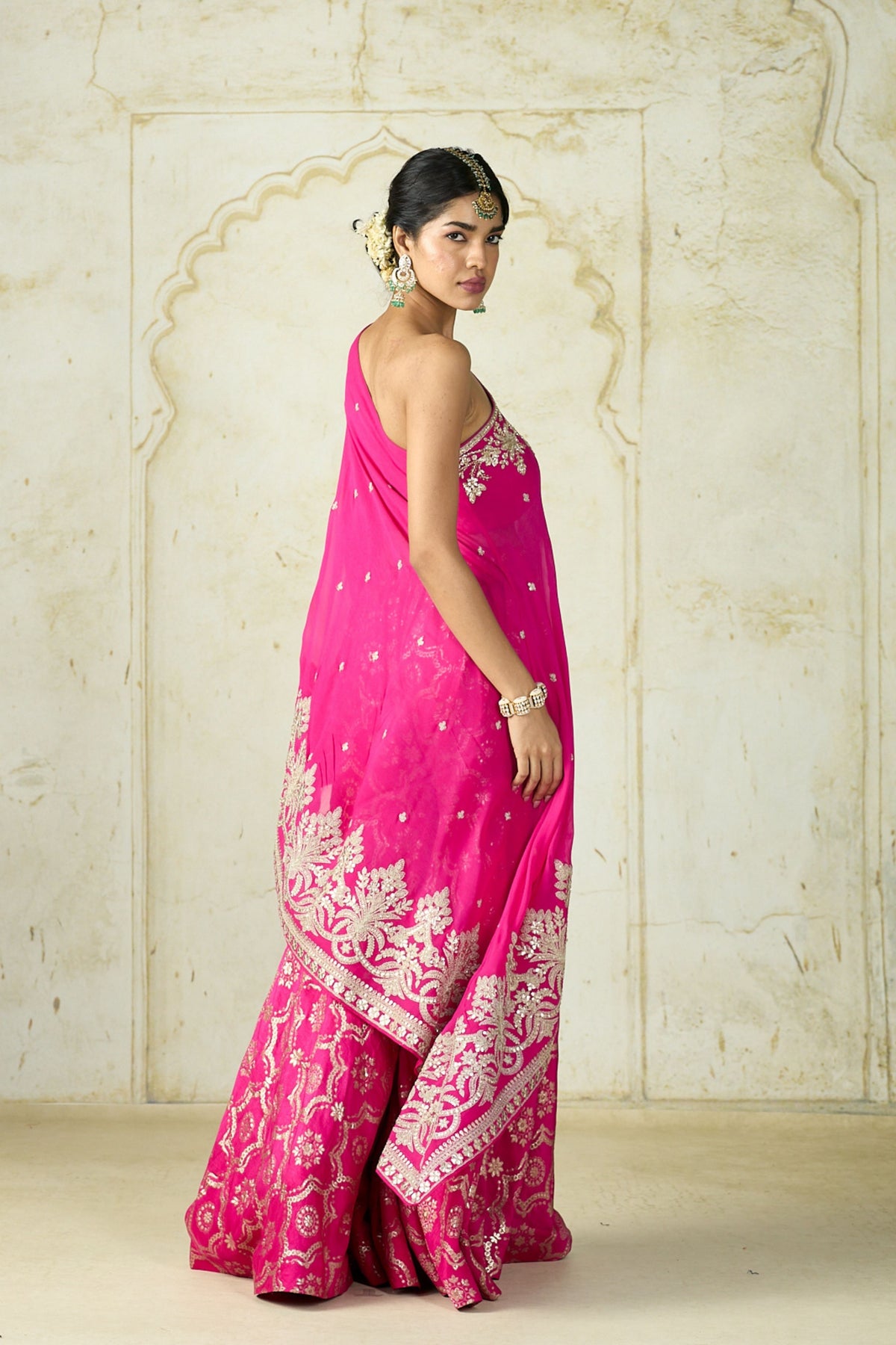 Areesha One Shoulder Set