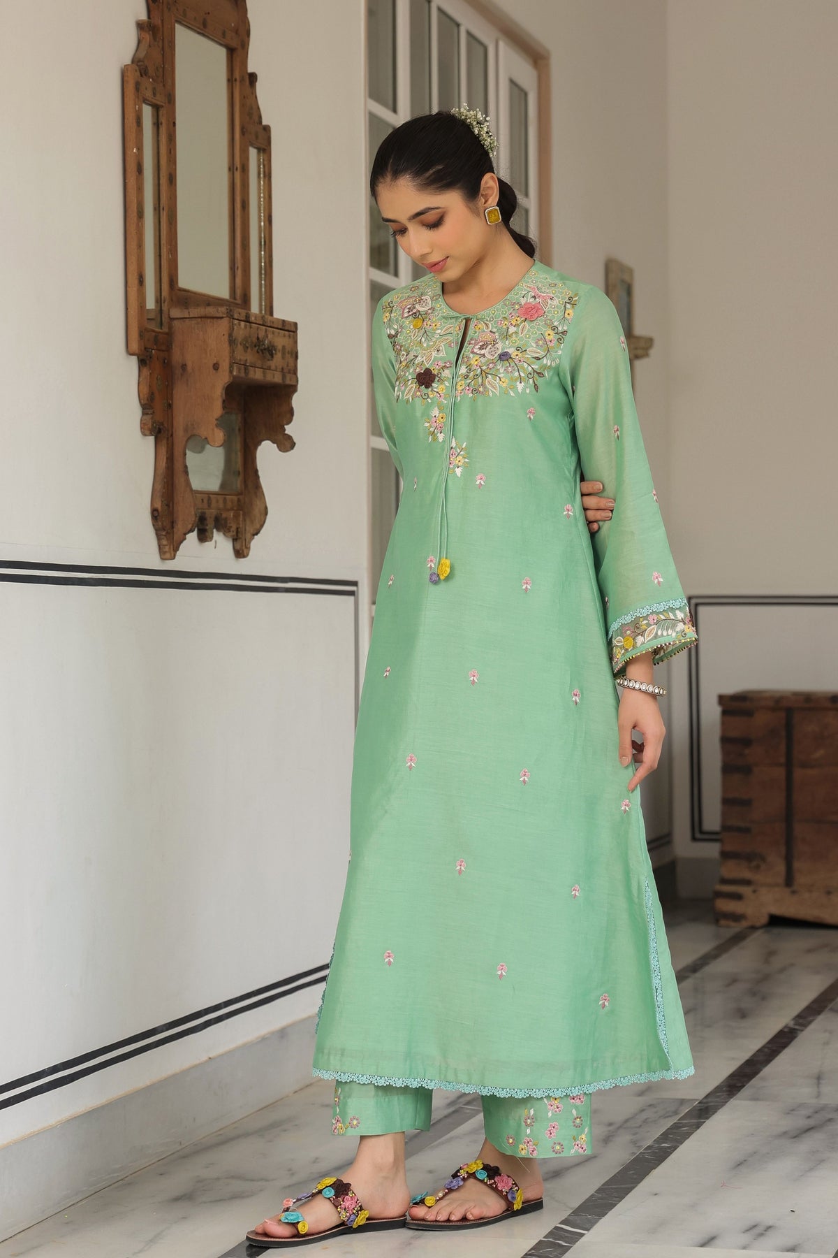 Gulzar Green Choker Neck Kurta Set