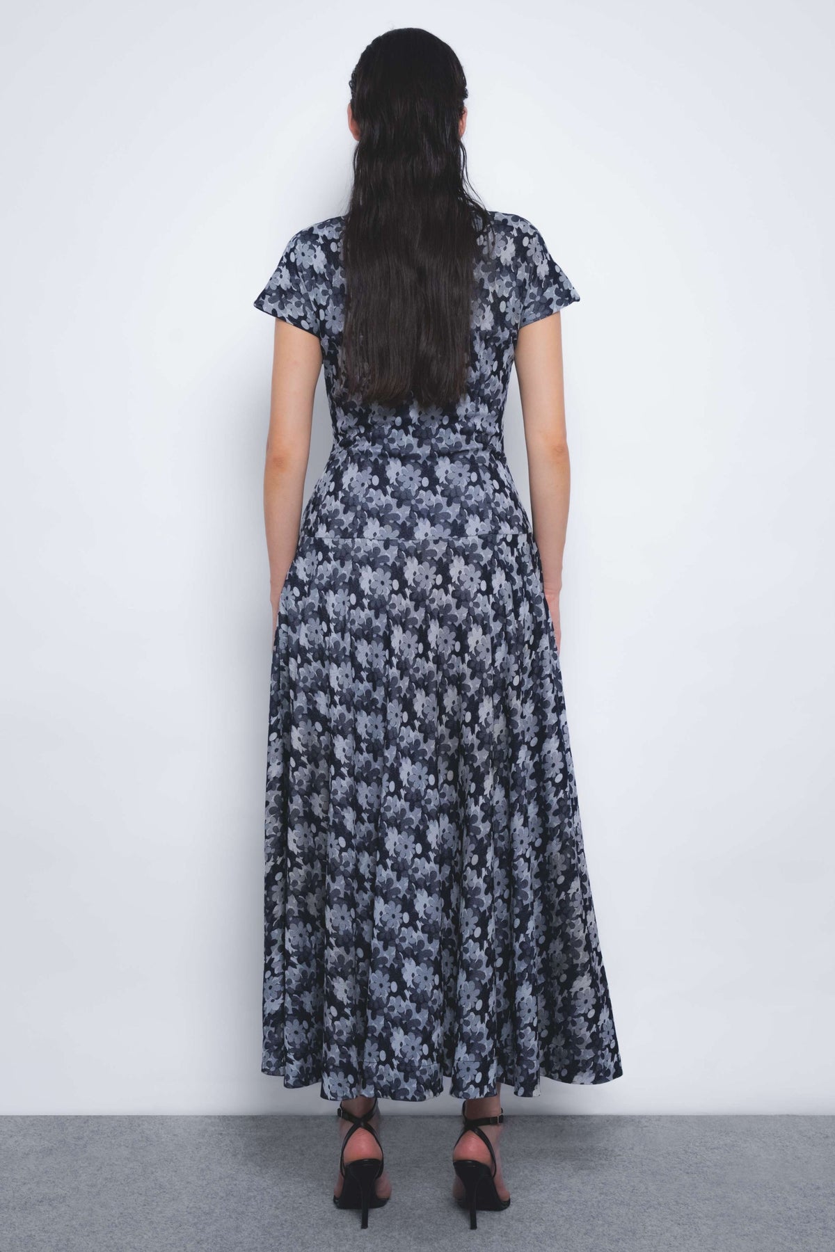 Sumiere Dress
