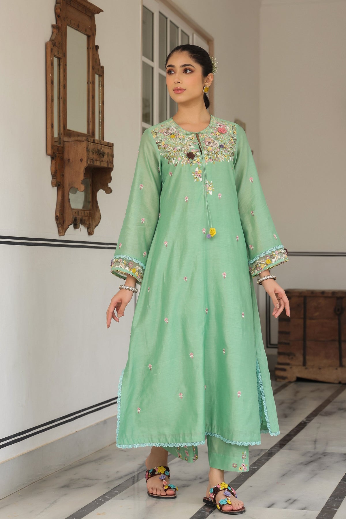 Gulzar Green Choker Neck Kurta Set