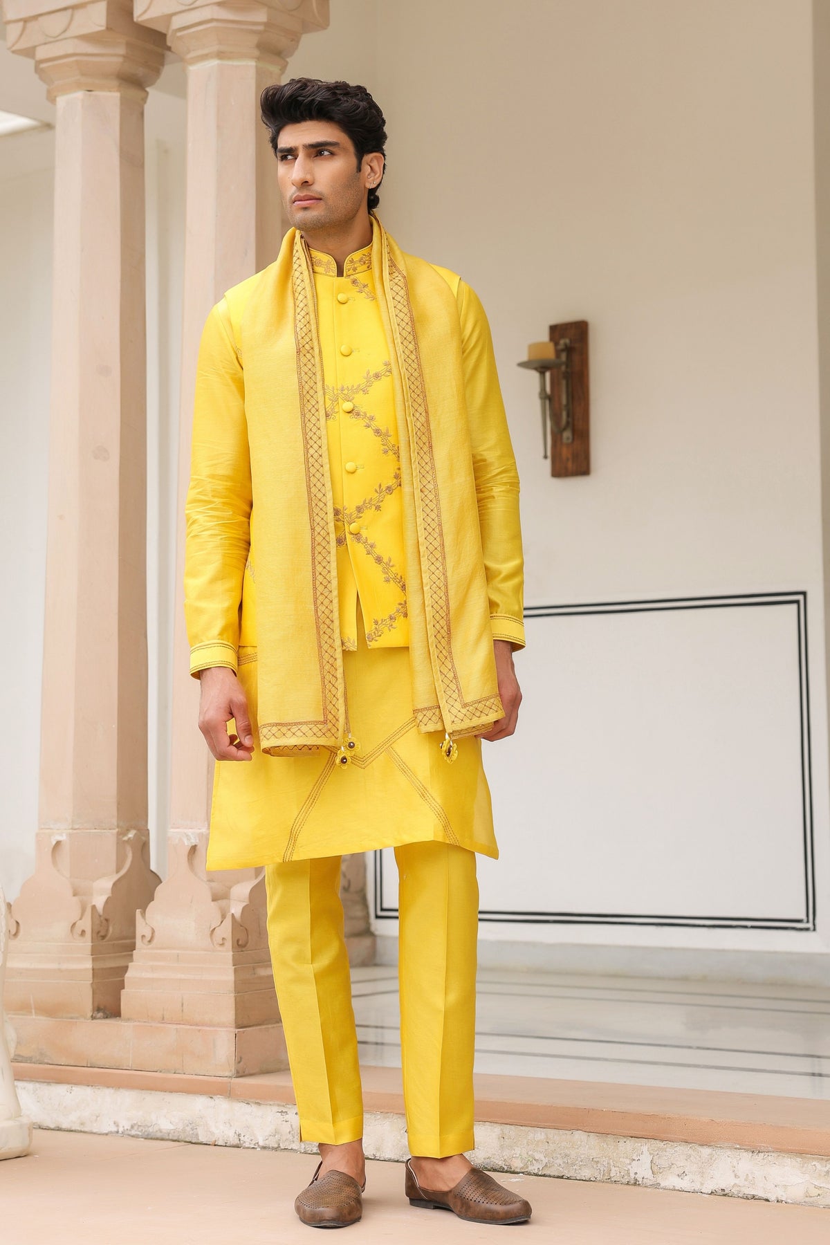 Gulzar Yellow Floral Geometric Bandi Set
