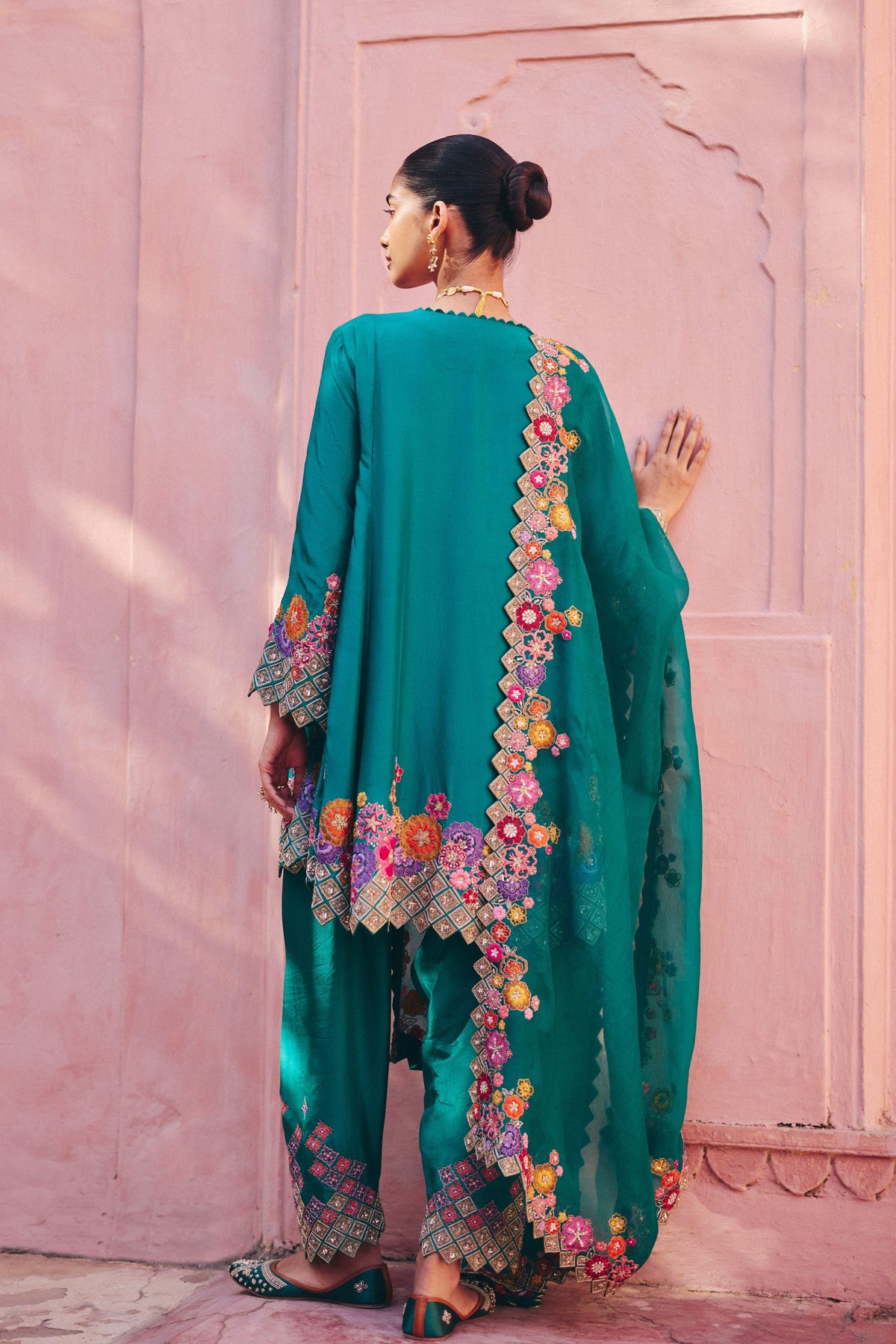 Aparajita Kurta Set