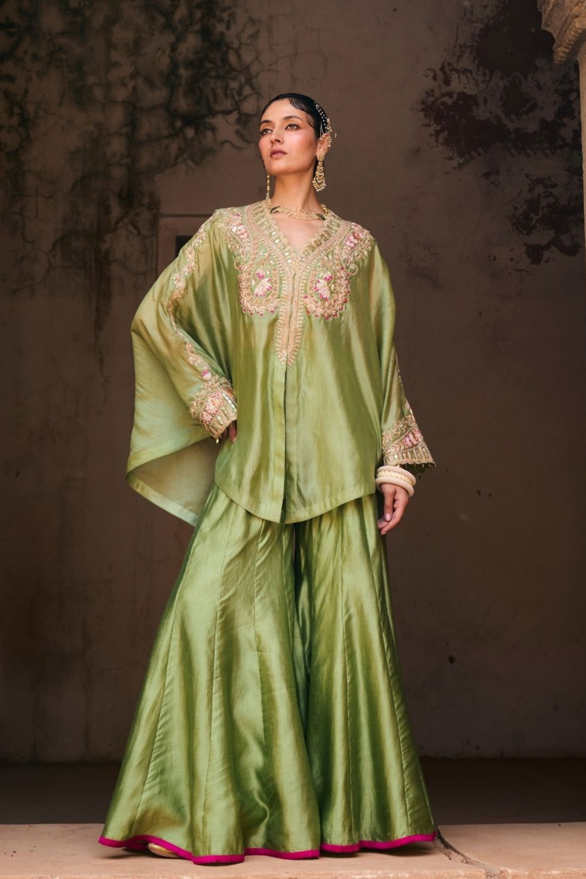 Meher Cape Set