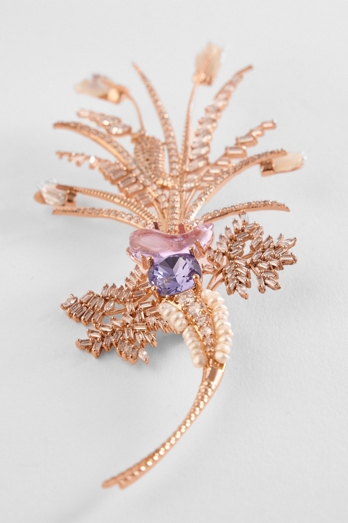Le Sunset Palm Brooch in Tanzanite