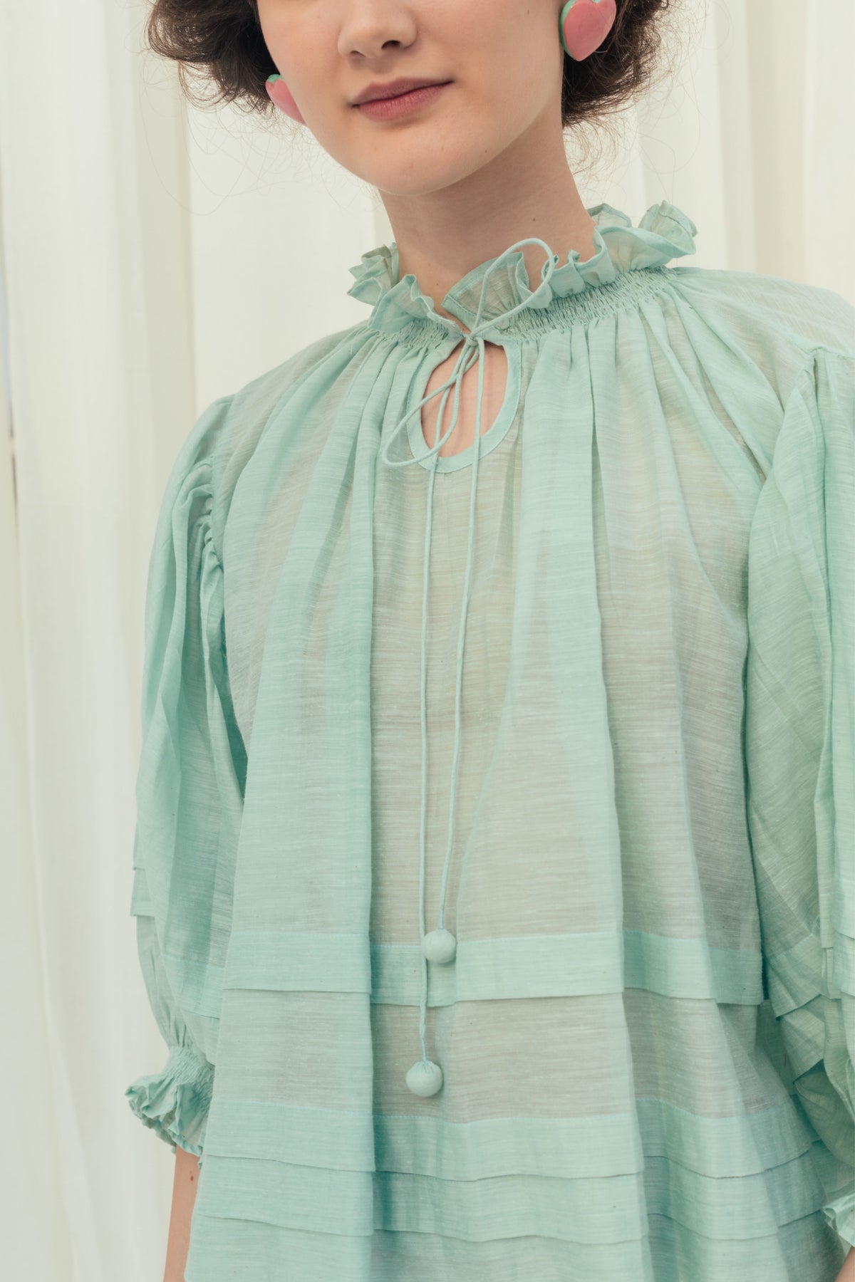 Waltz Peasant Top
