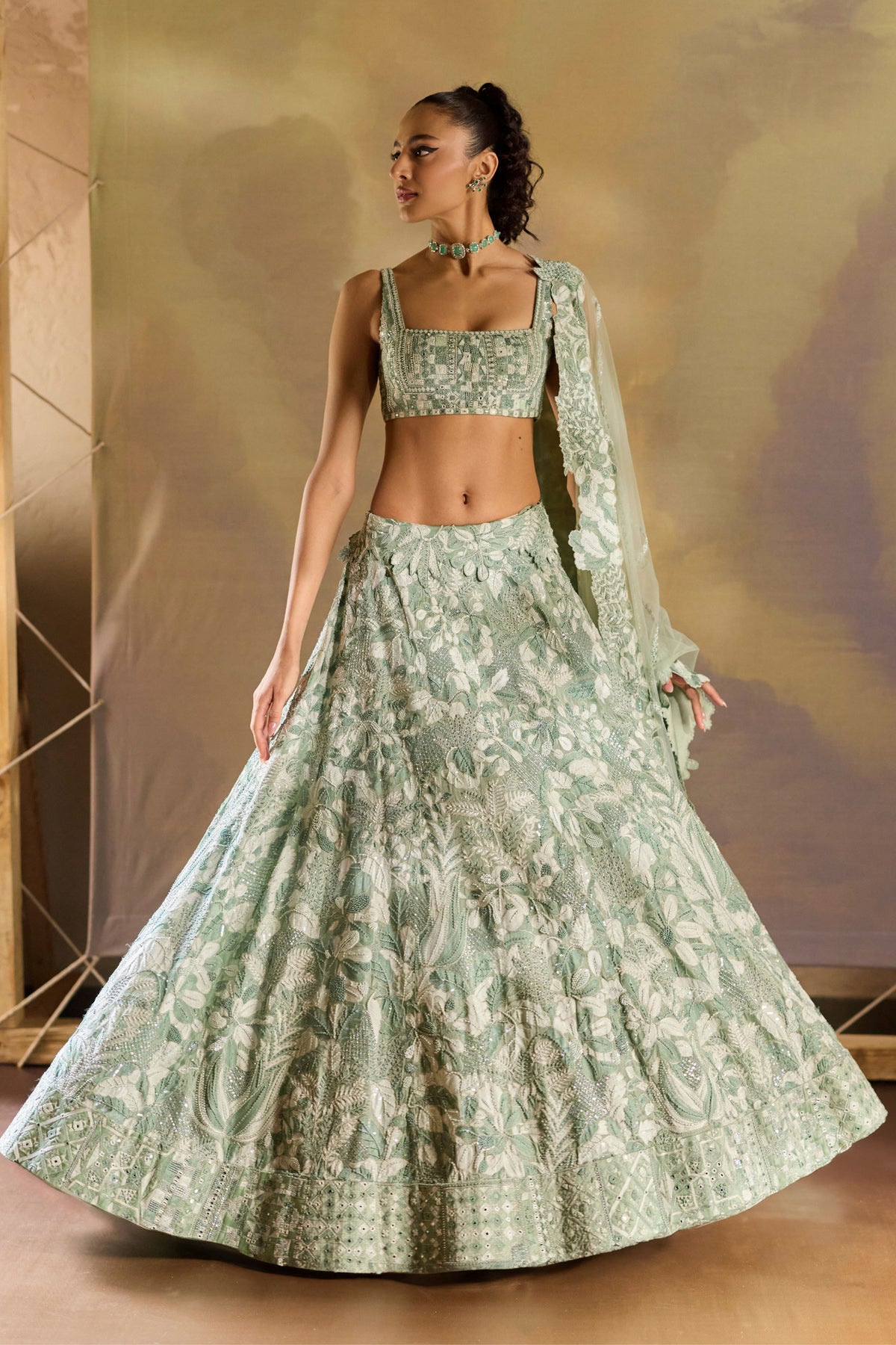 Vridi Lehenga Set
