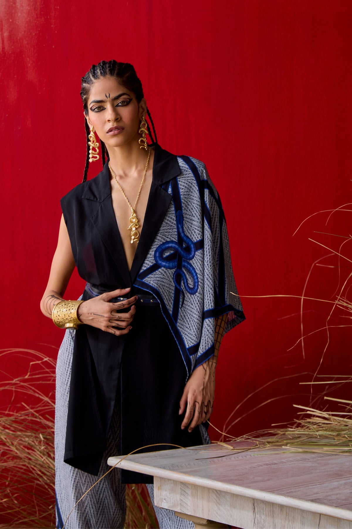 Krait Scarf Sleeve Co-ord Set