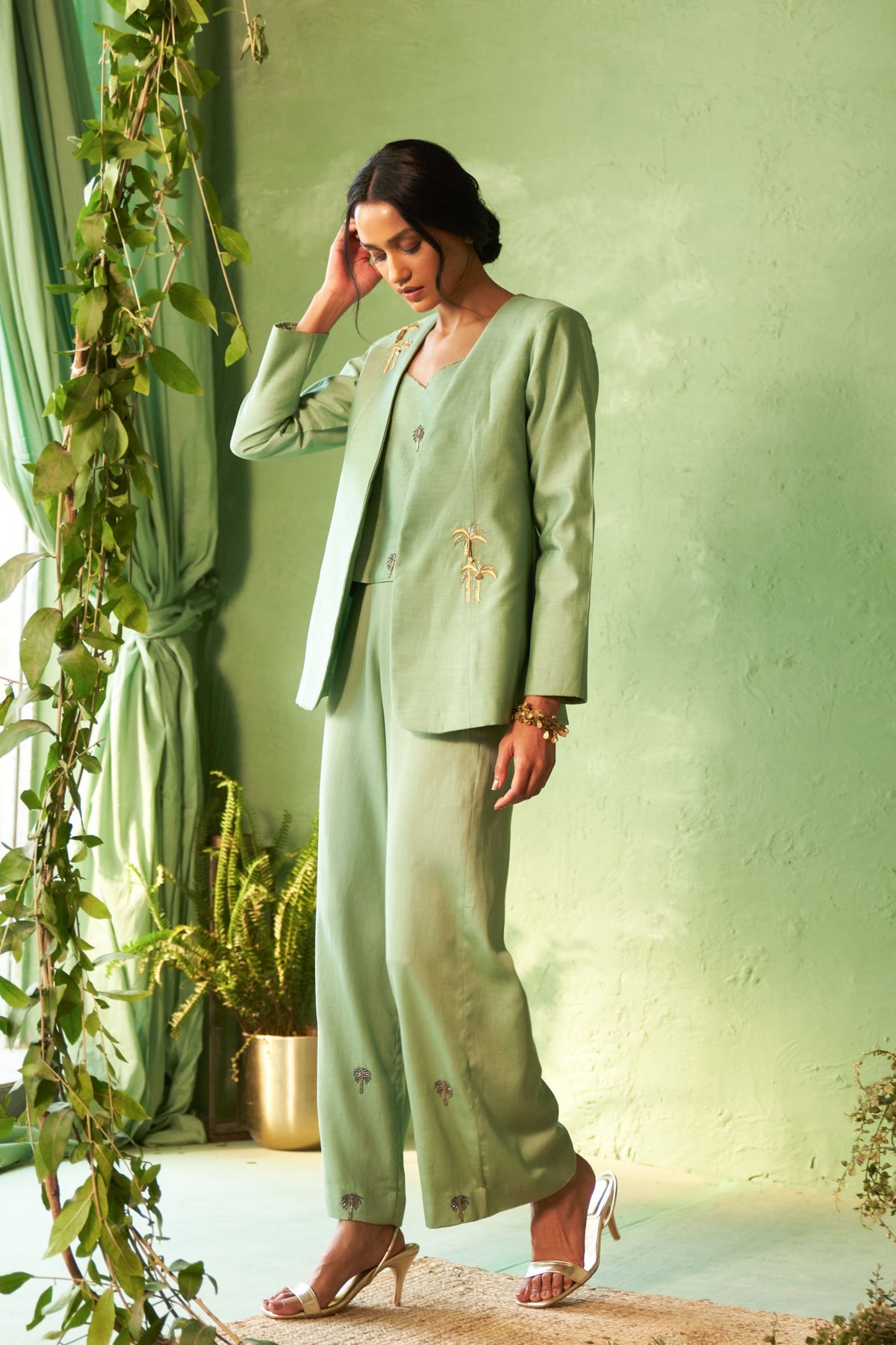 Palm Delicate Motif Jacket Set
