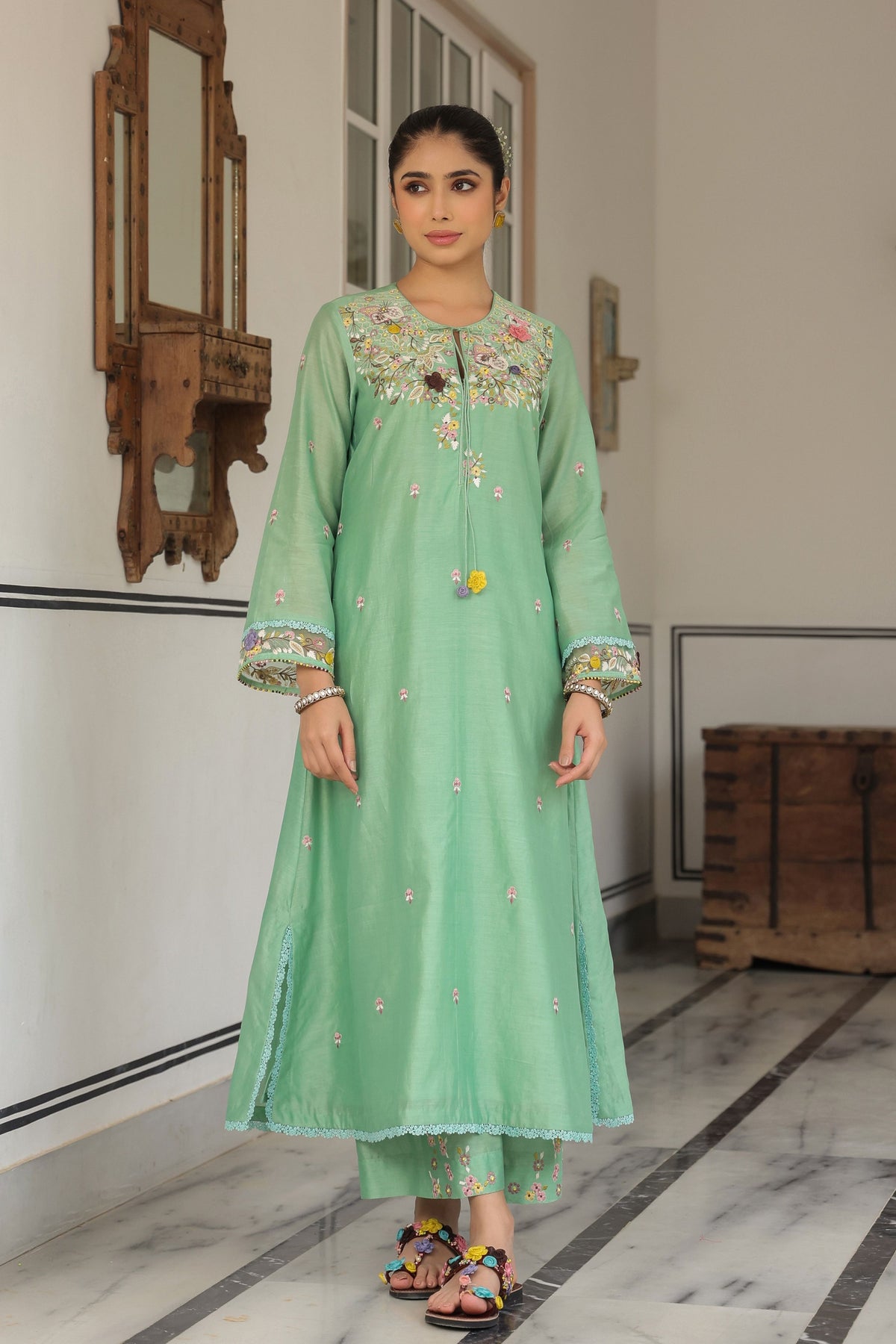 Gulzar Green Choker Neck Kurta Set