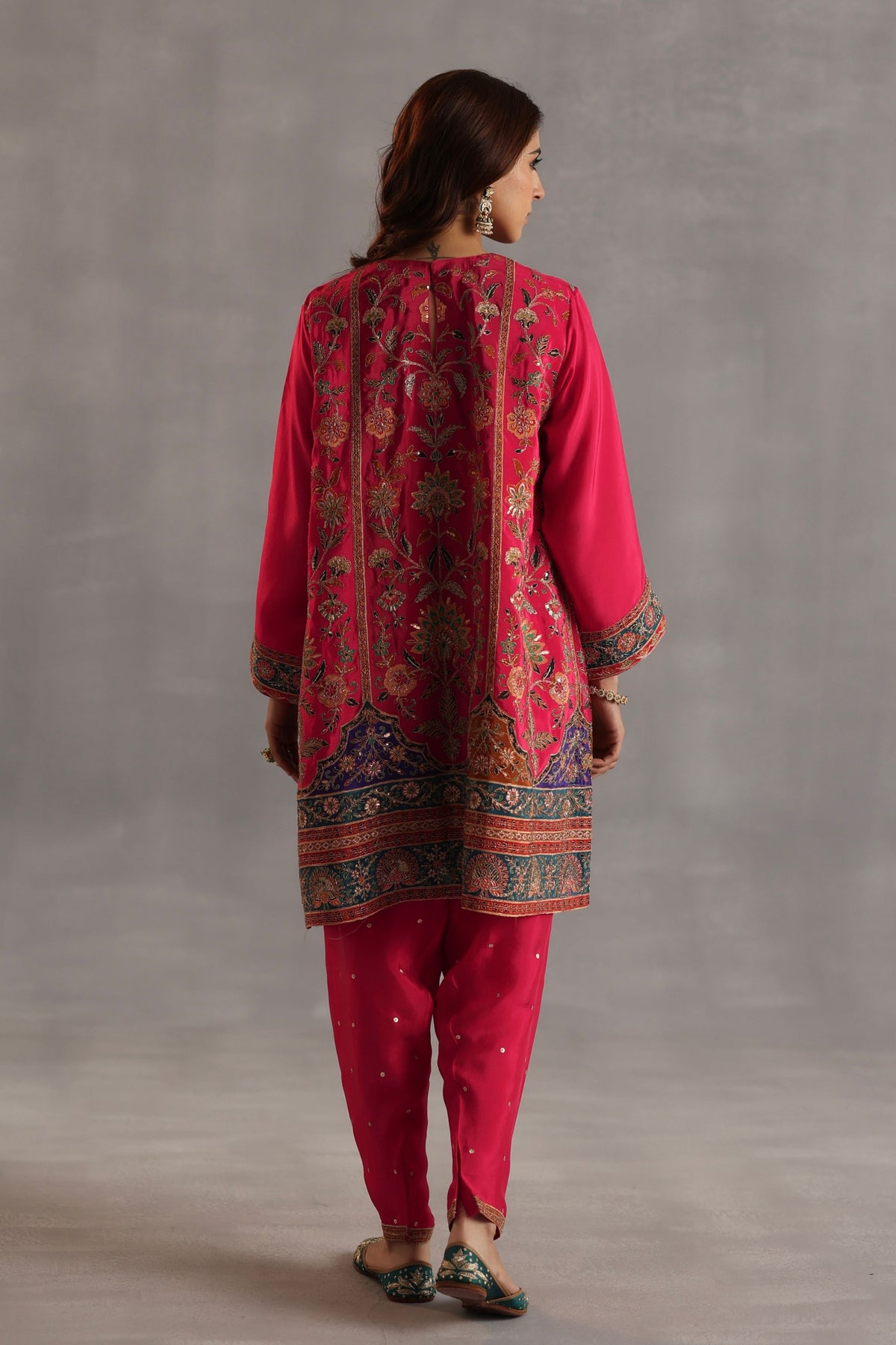 Yaman Magenta Kurta Set
