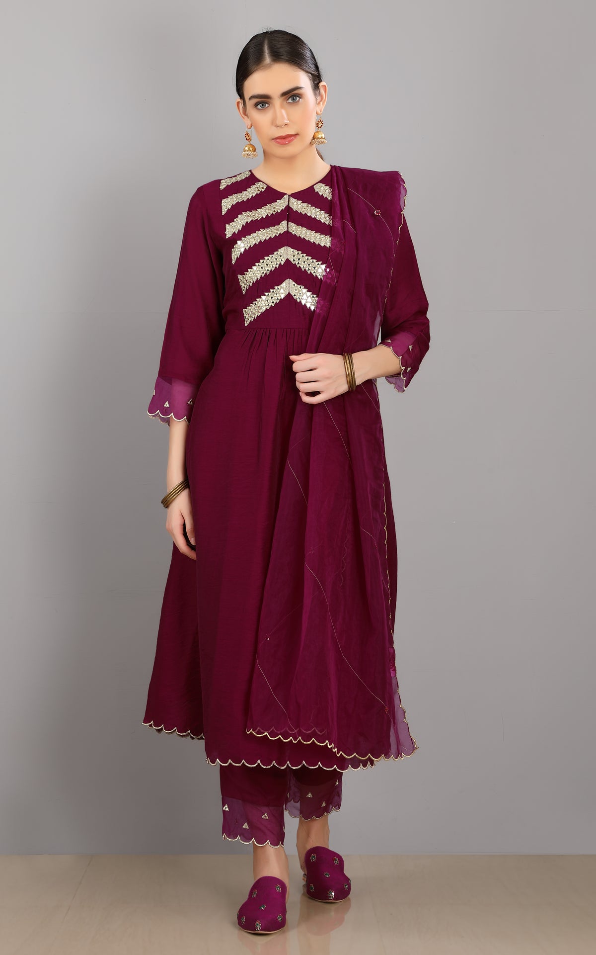 Ijaz a round neck kurta set