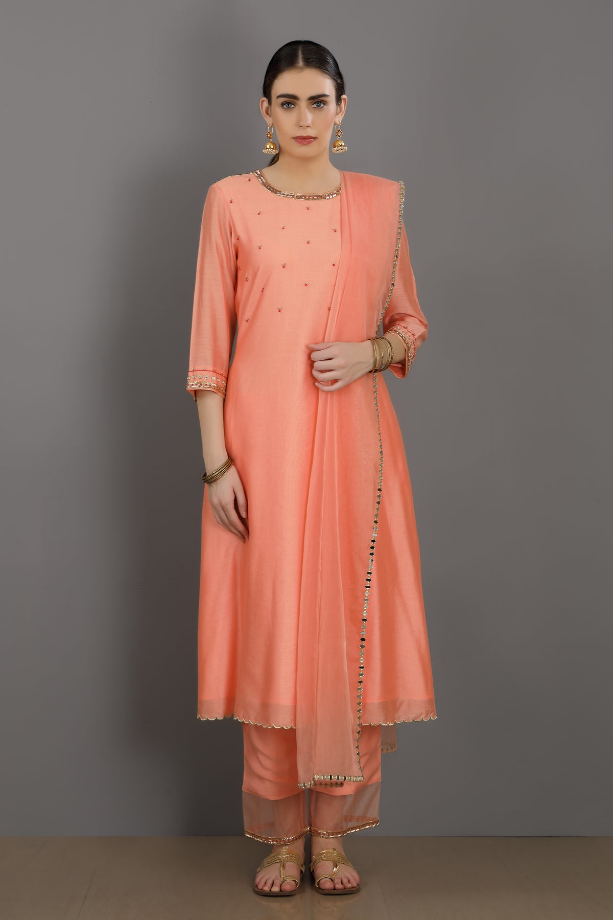 Ruuh round neck kurta set